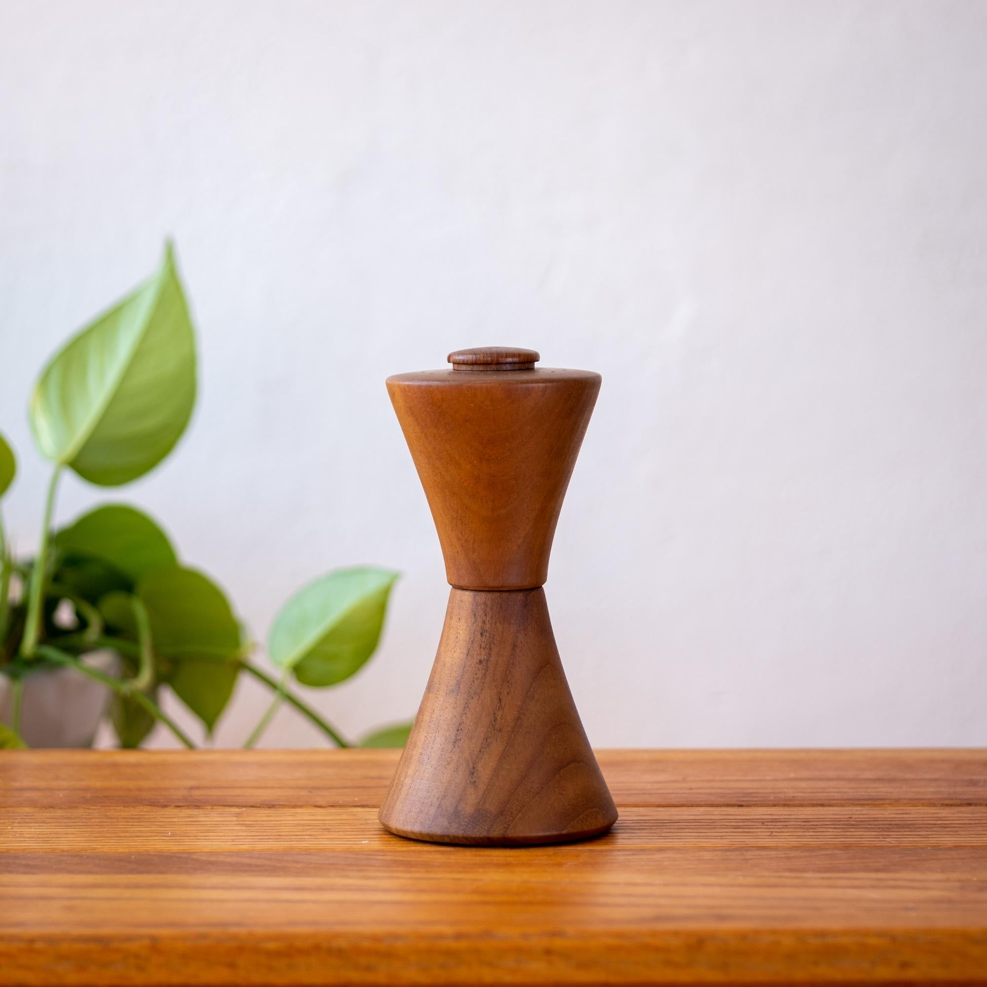 jens quistgaard pepper mill