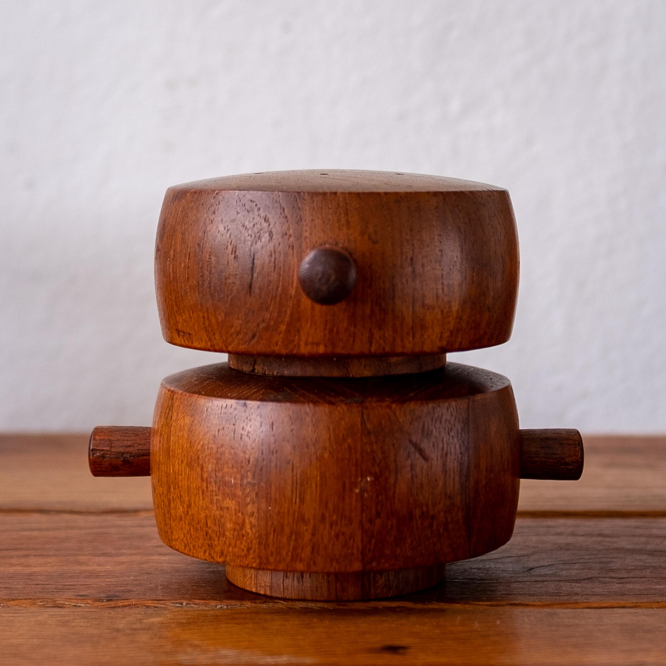 Pepper Mill Collection by Jens H. Quistgaard for Dansk In Good Condition In San Diego, CA