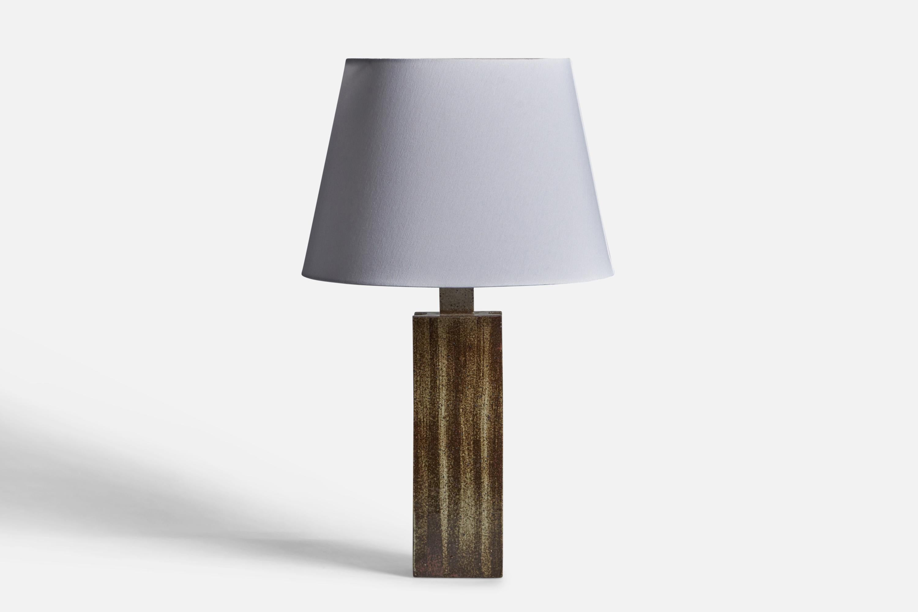 A brown and grey-glazed stoneware table lamp, designed by Per & Annelise Linneman-Schmidt, and produced by Palshus, Sengeløse, Denmark, c. 1950s.

Dimensions of Lamp (inches): 17.5