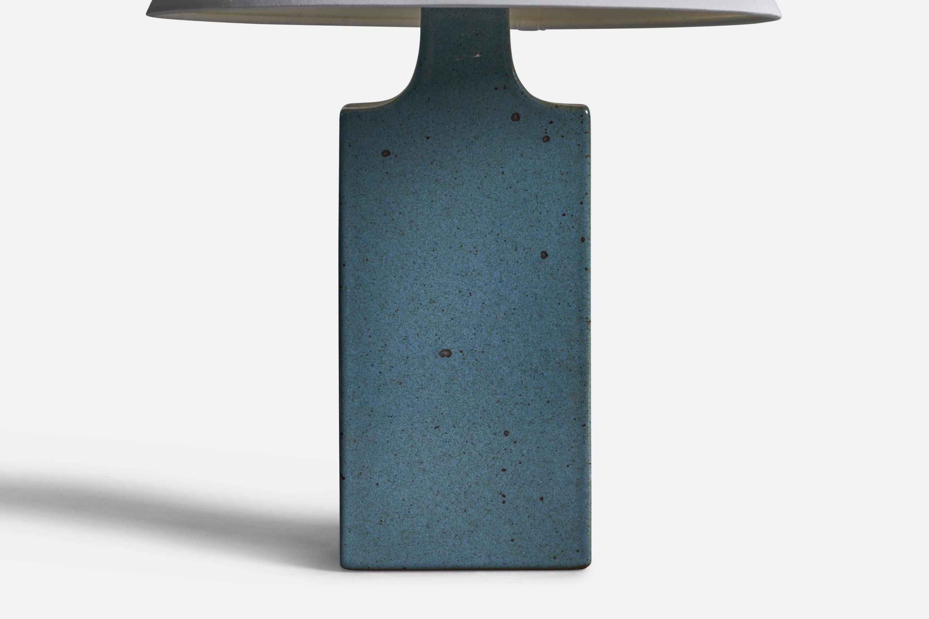 A blue-glazed stoneware table lamp designed by Per & Annelise Linneman-Schmidt and produced by Palshus, Denmark, 1960s.

Dimensions of Lamp (inches): 11.75