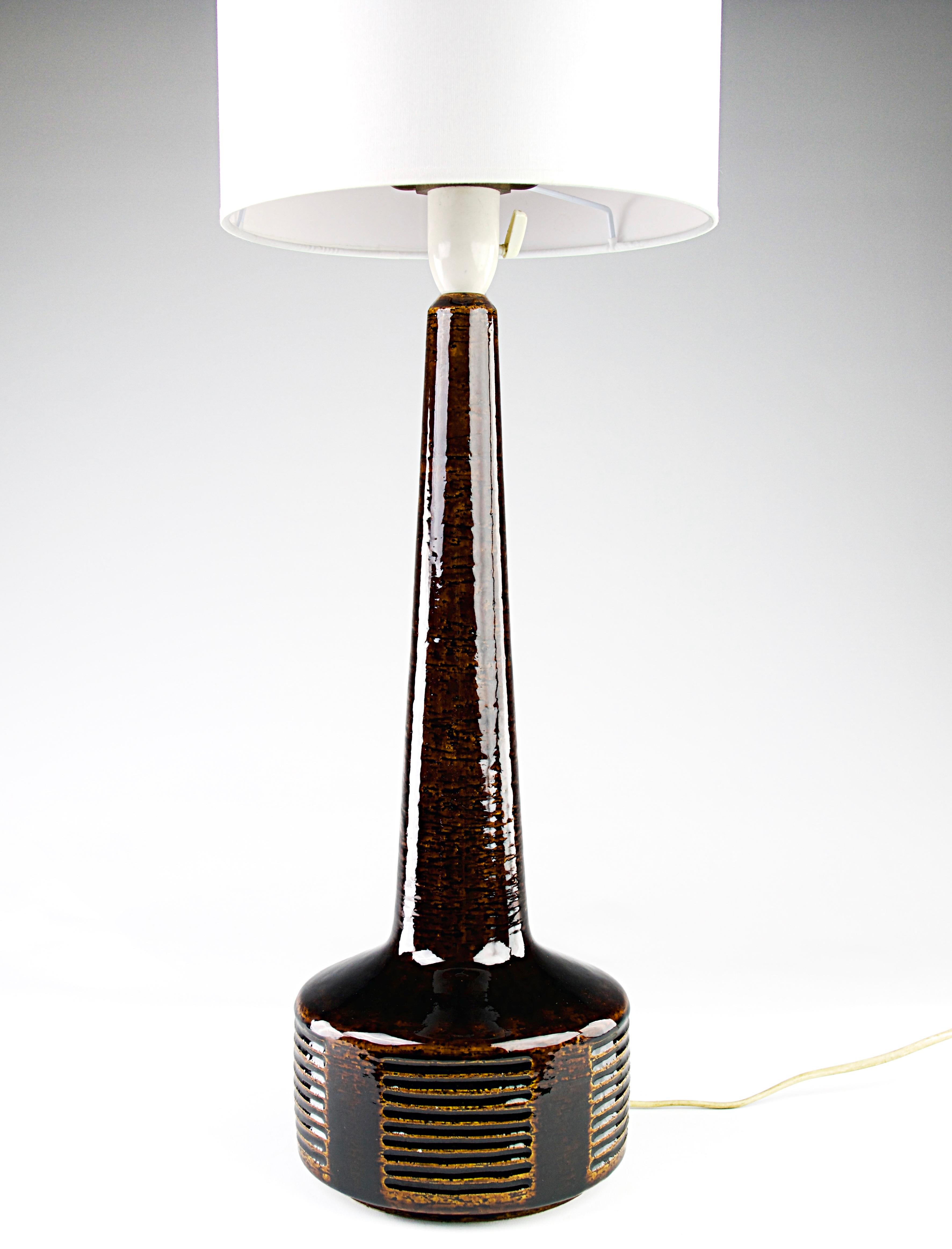 Mid-Century moderno Per Linnemann-Schmidt e Annelise Linnemann-Schmidt per Palshus, Lampada, Danimarca, circa 1960 in vendita