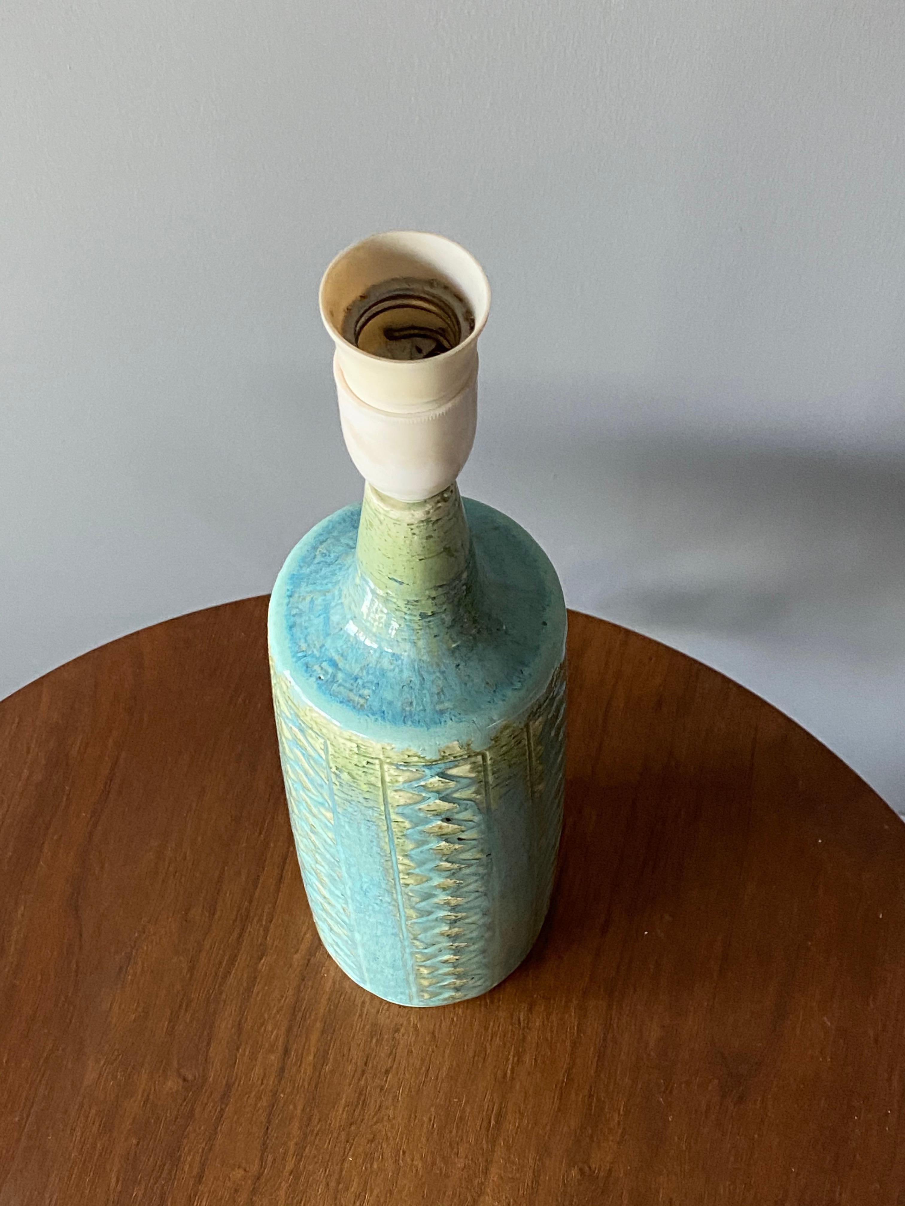 Per Linneman-Schmidt, Table Lamp, Stoneware, Fabric, Palshus, Denmark, 1960s In Good Condition In High Point, NC