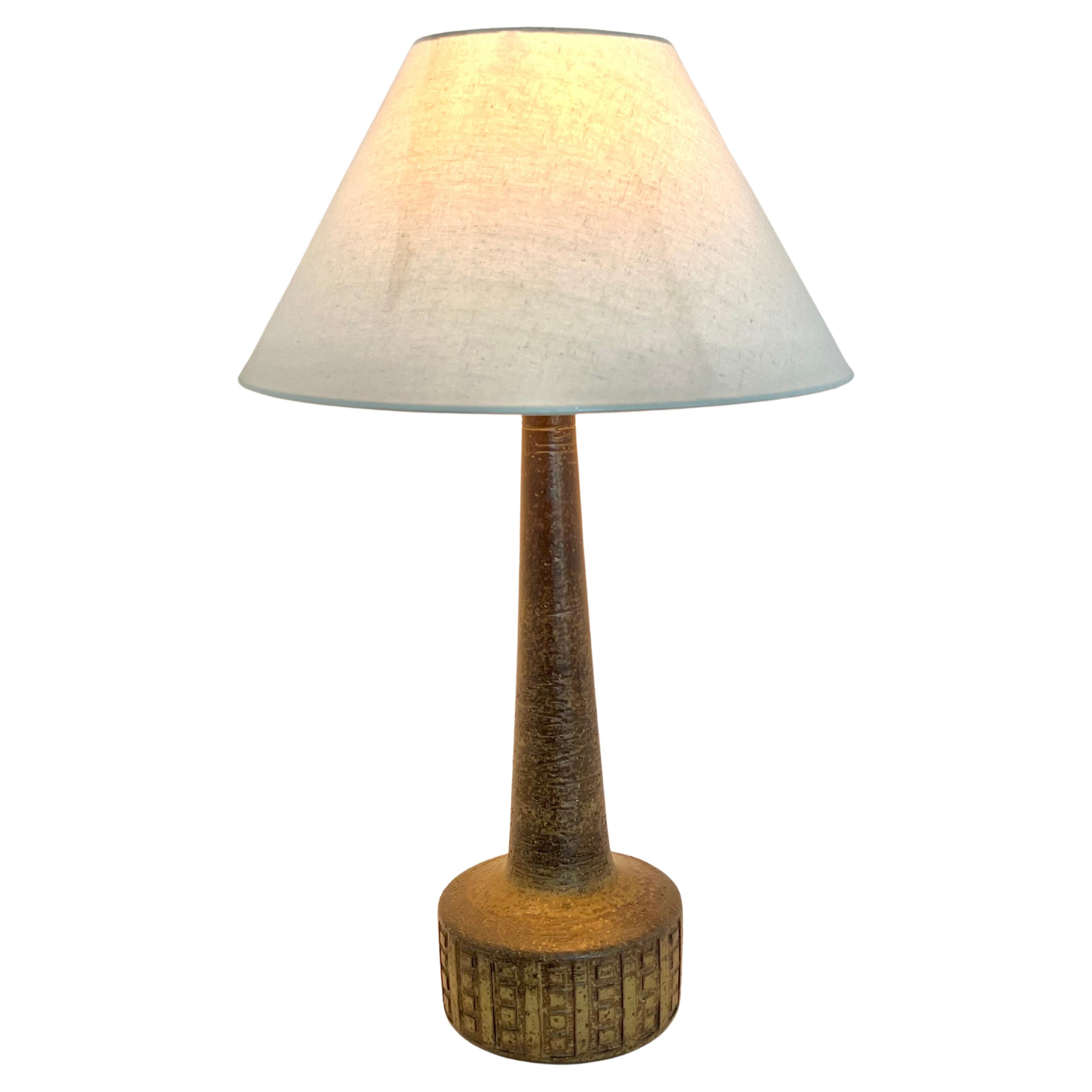 Per Linnemand Schmidt, grande lampe de table en grès chamotté, Danemark, années 1960. en vente