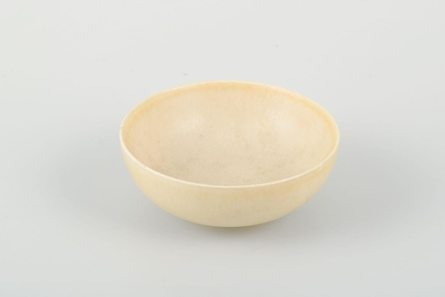 Per Linnemann-Schmidt, Palshus. Keramische Schale mit cremefarbener "Hasenfell"-Glasur