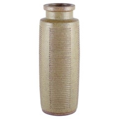 Per Linnemann-Schmidt, Palshus. Impressive floor vase with green and brown glaze