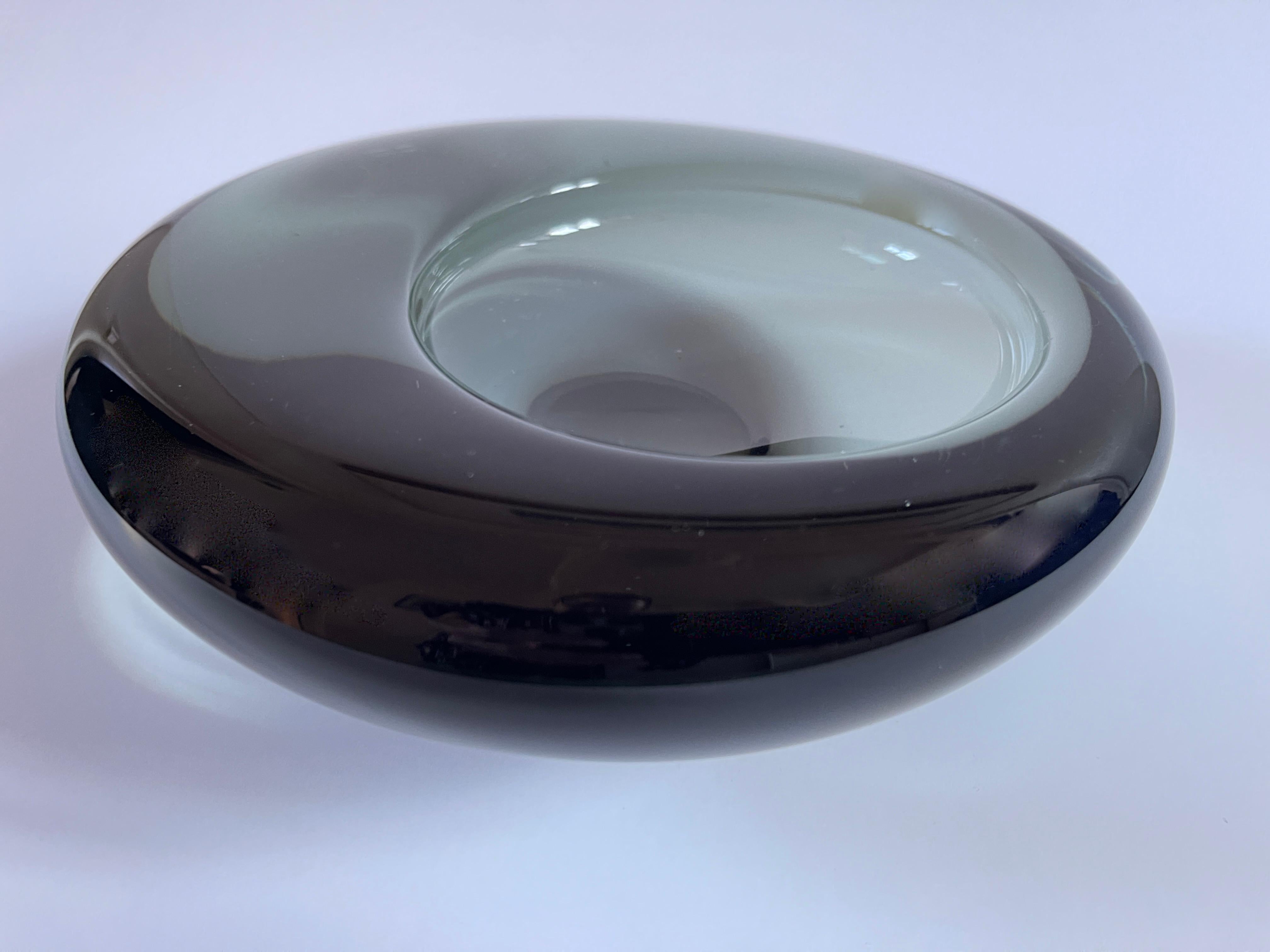 Danish mid century smoke glass sculptural bowl / vide poche by Per Lutken for Holmegaard, Denmark, c. 1960's.