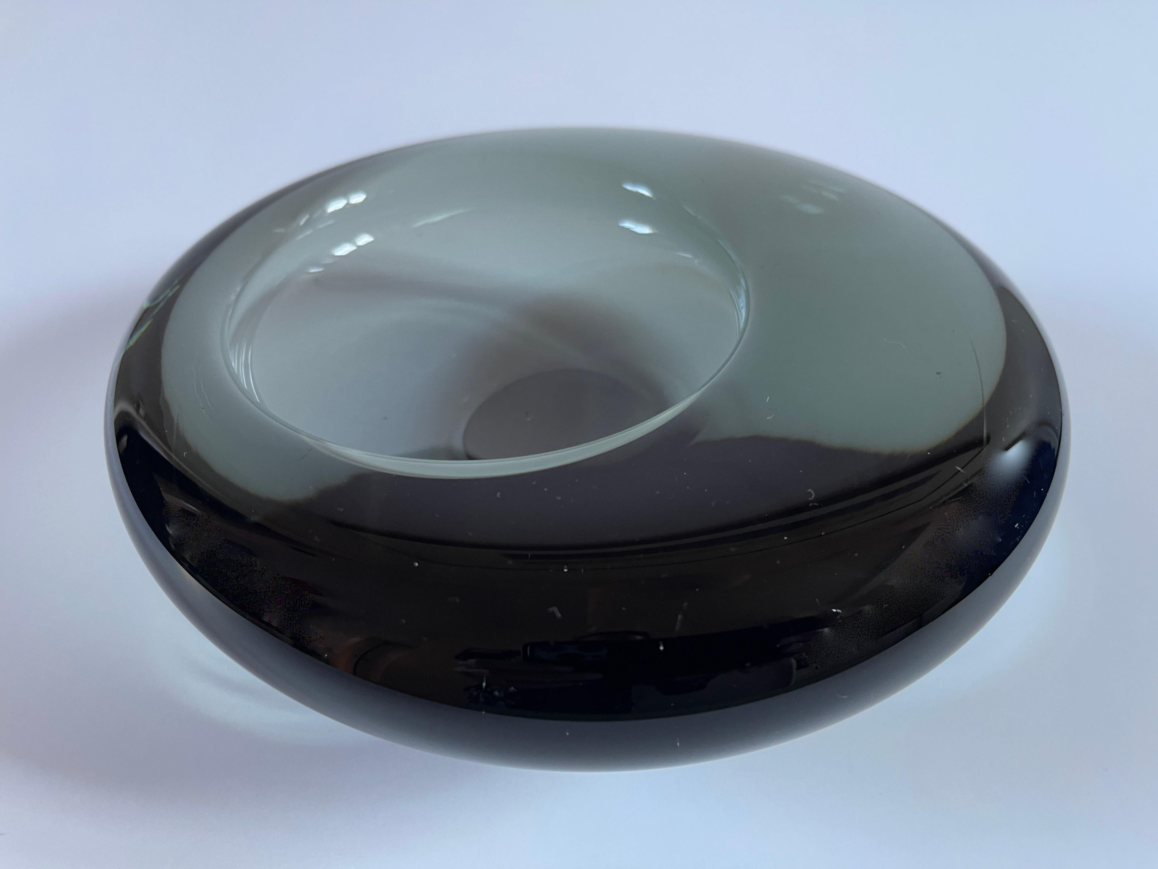 Scandinavian Modern Per Lutken Danish Modern  Smoke Glass Flying Saucer Bowl Sculpture For Sale