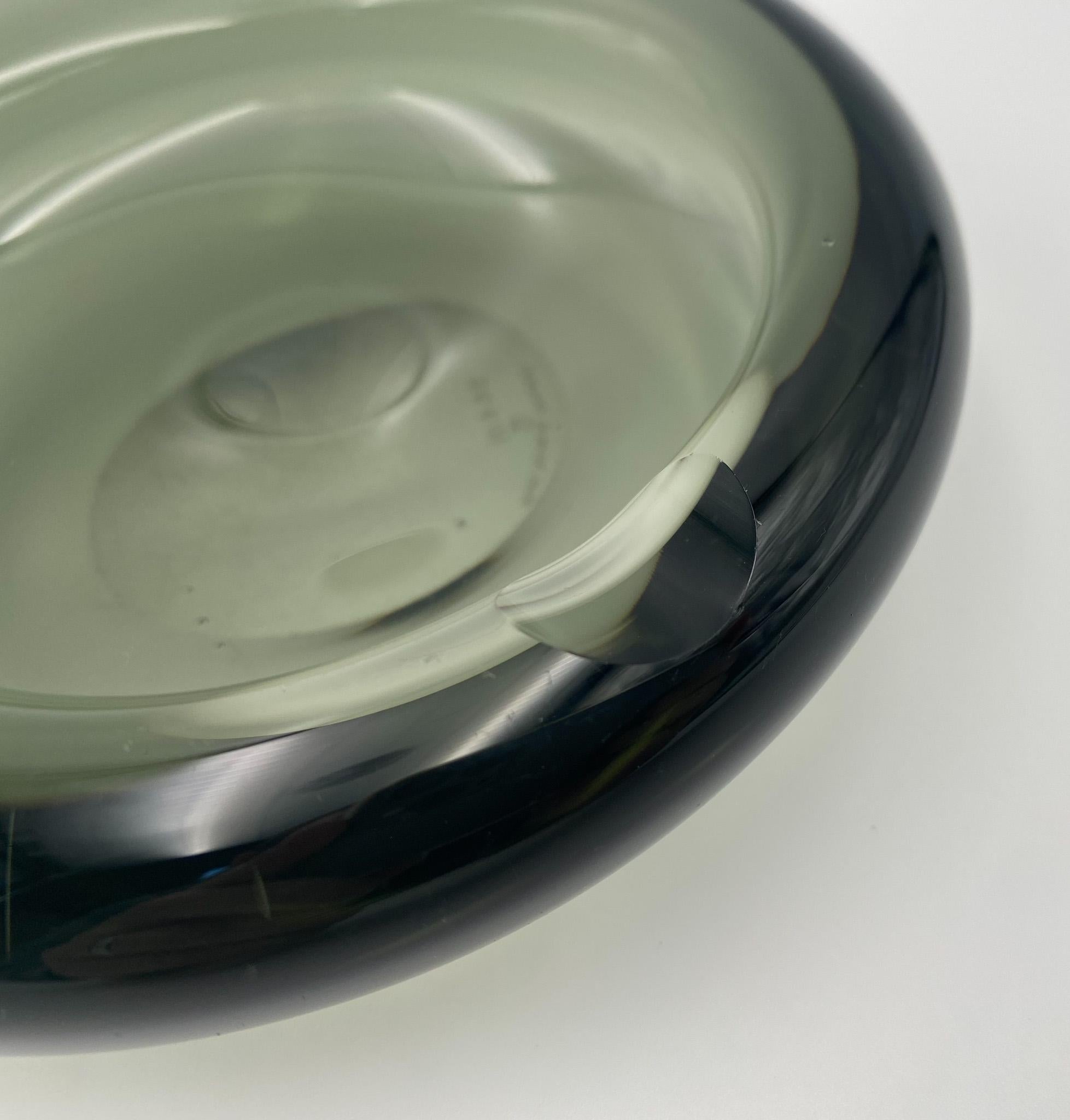 Per Lütken Modernist Glass Ashtray / Bowl for Holmegaard, Denmark, 1960's  For Sale 4