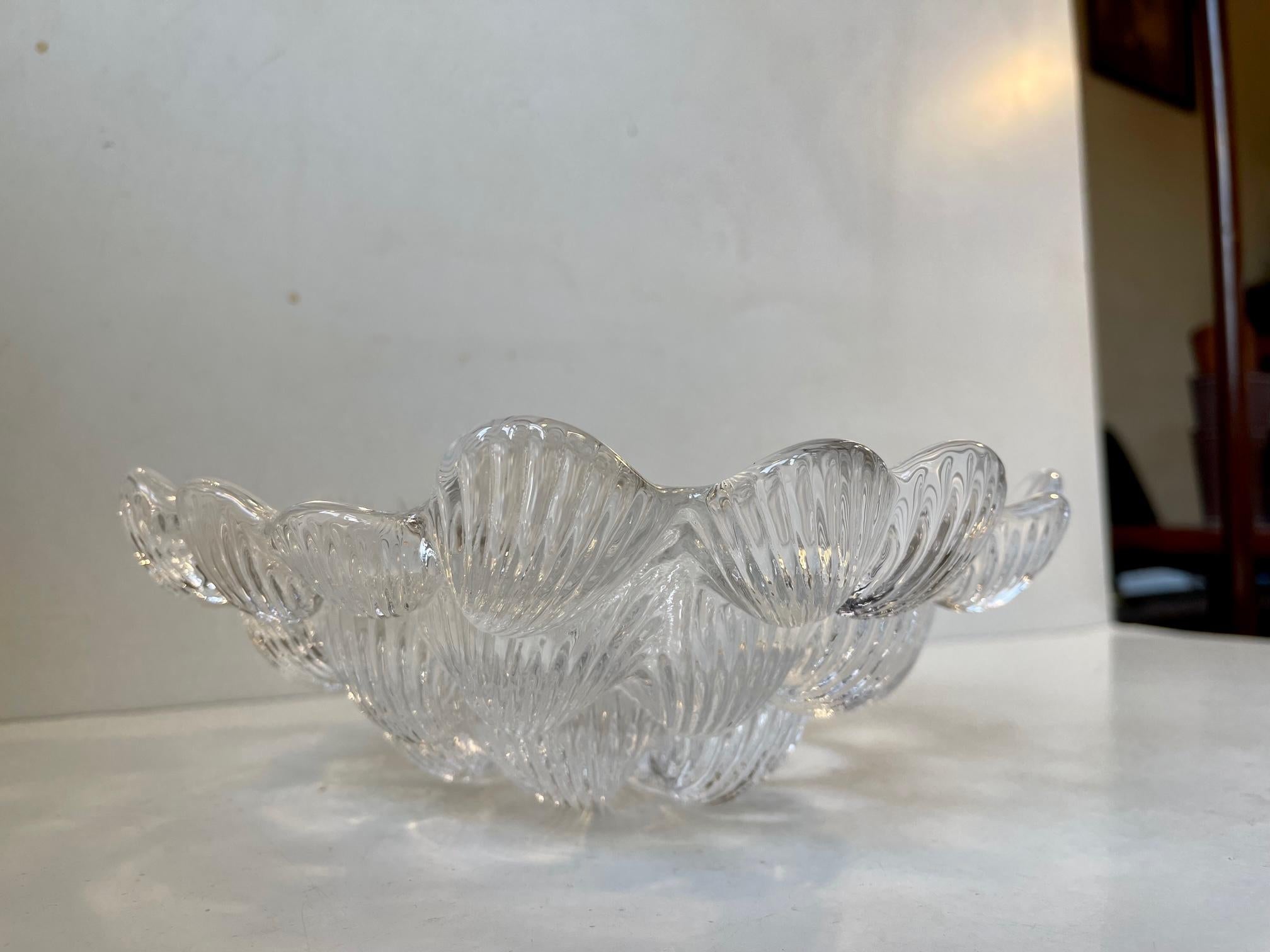 Per Lütken Sculptural Heart Clam Glass Bowl for Royal Copenhagen In Good Condition For Sale In Esbjerg, DK