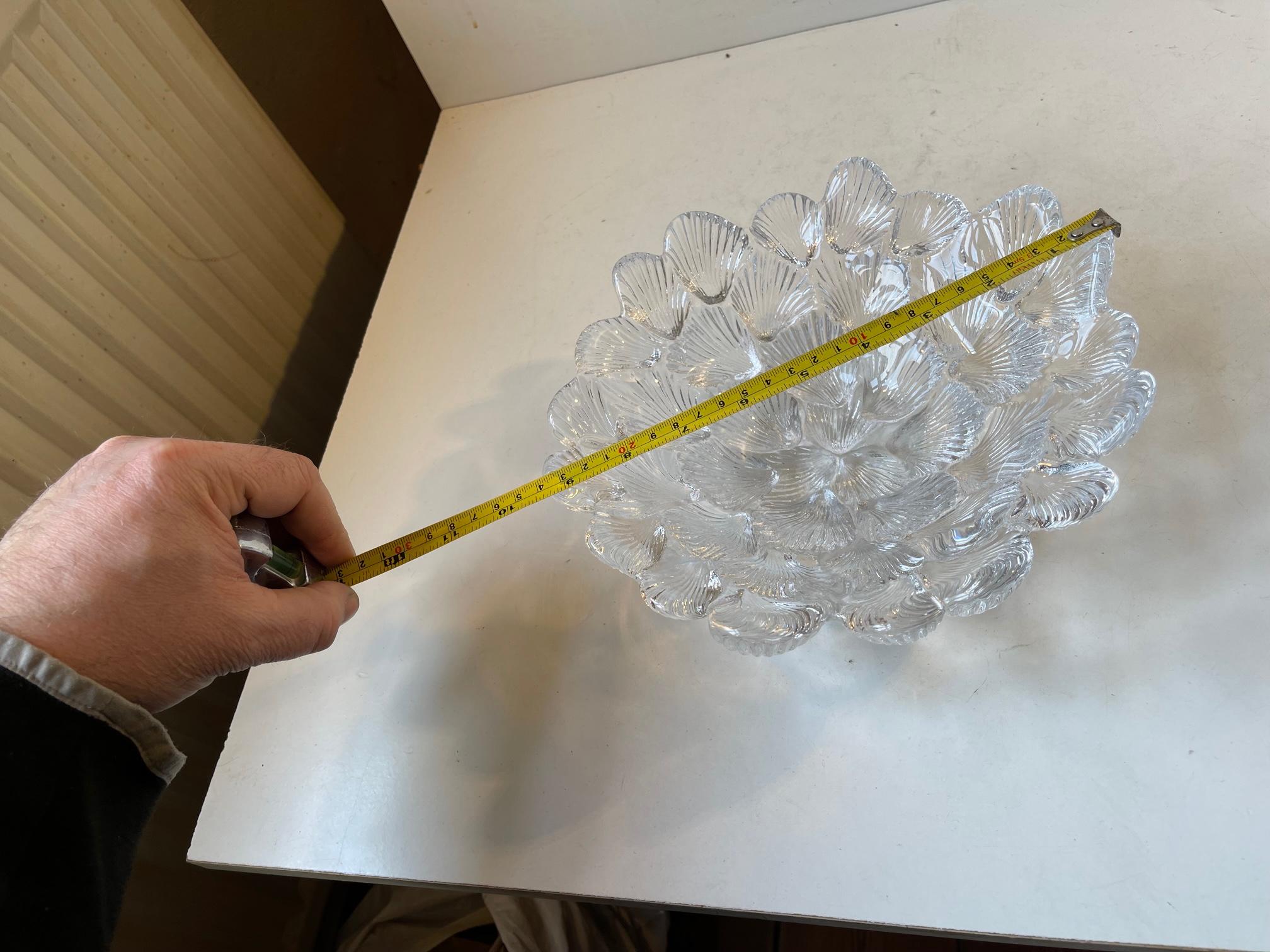 Late 20th Century Per Lütken Sculptural Heart Clam Glass Bowl for Royal Copenhagen For Sale