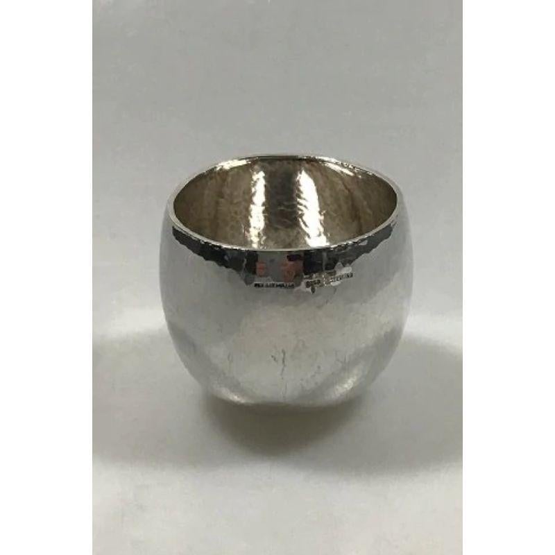 Per Sax Møller (Danish Silversmith) sterling silver cup egg shaped

Measures H 7 cm (2 3/4 in) Weight 156.8 gr/ 5.53 oz.