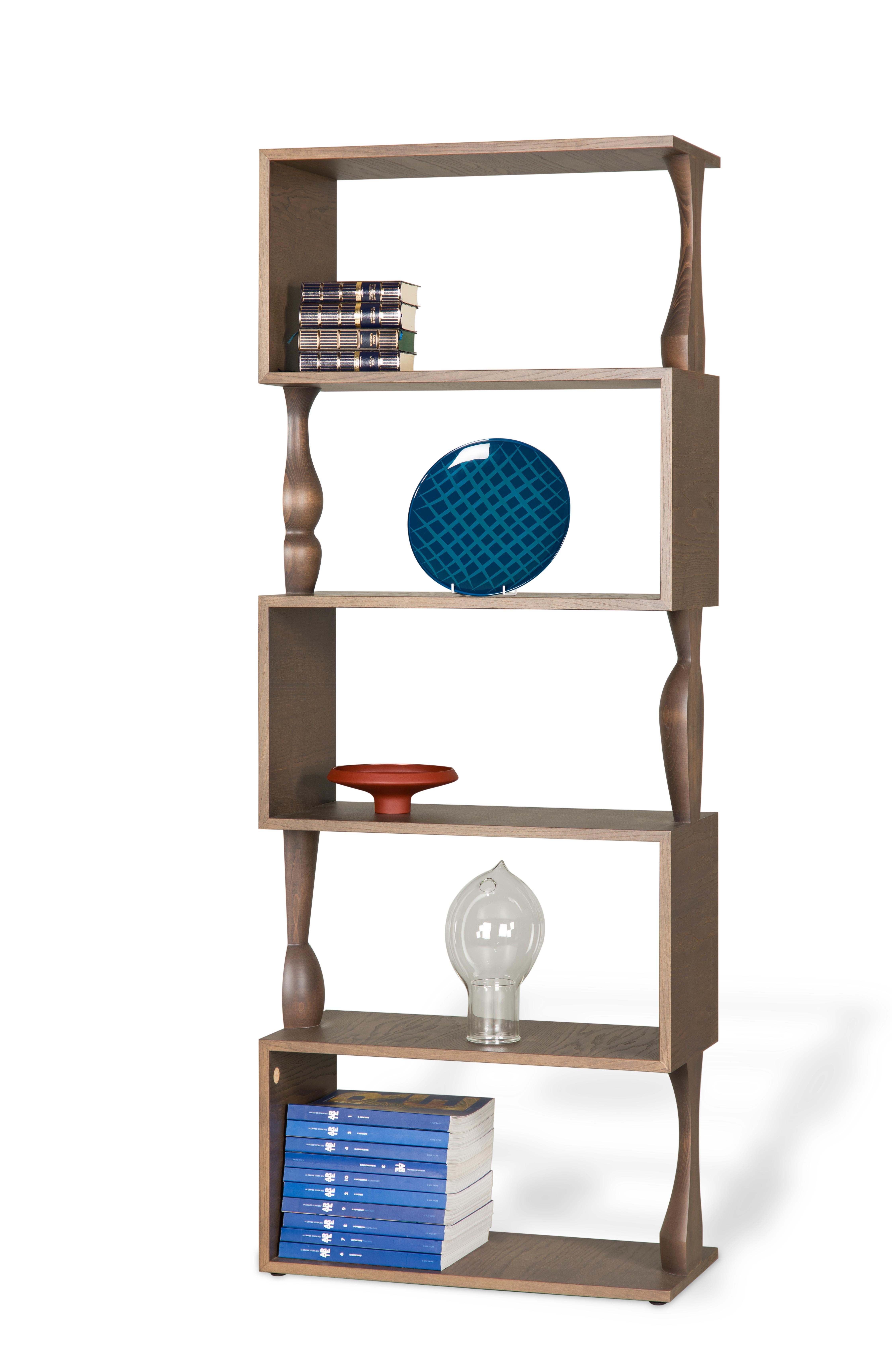 Perbacco, Contemporary Bookcase Made of Ash Wood with Hand Turned Columns For Sale 2