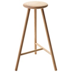 Tabouret de bar haut en chêne Perch de Wesley Walters & Salla Luhtasela