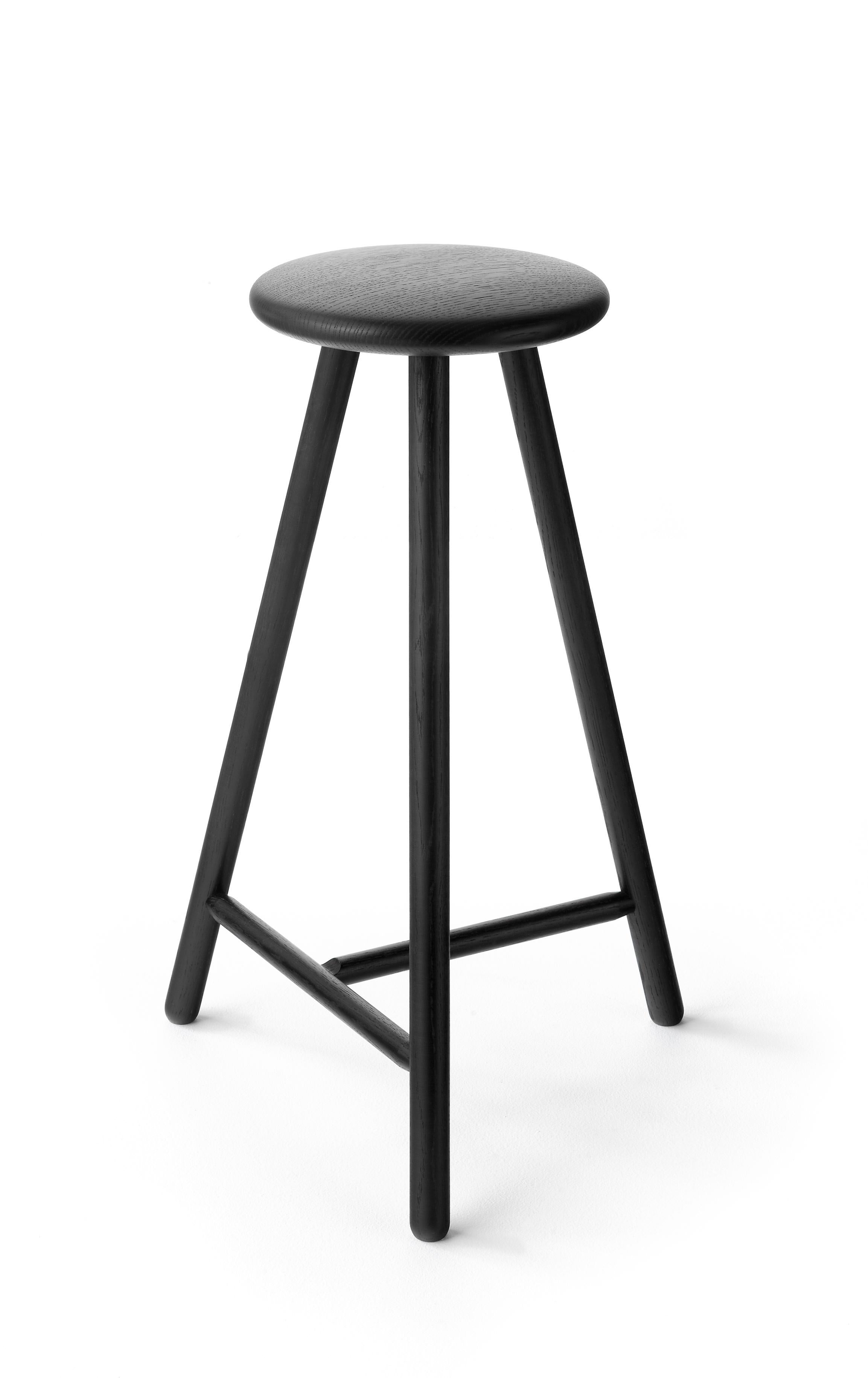 The Perch bar stool got its inspiration from a very round, solid wooden doorknob in Helsinki. The young designers participated in the Finnish Design Shop Design Competition, FDS Awards, and won the first prize with their light