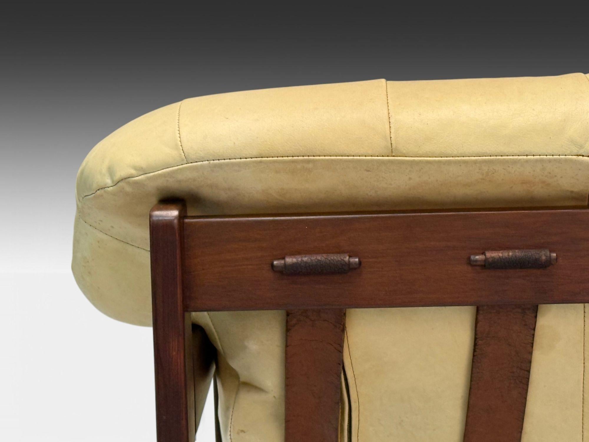 Percival Lafer, brasilianischer Mid-Century-Modern-Loungesessel, Brasilien, 1970er Jahre im Zustand „Gut“ im Angebot in Manhasset, NY