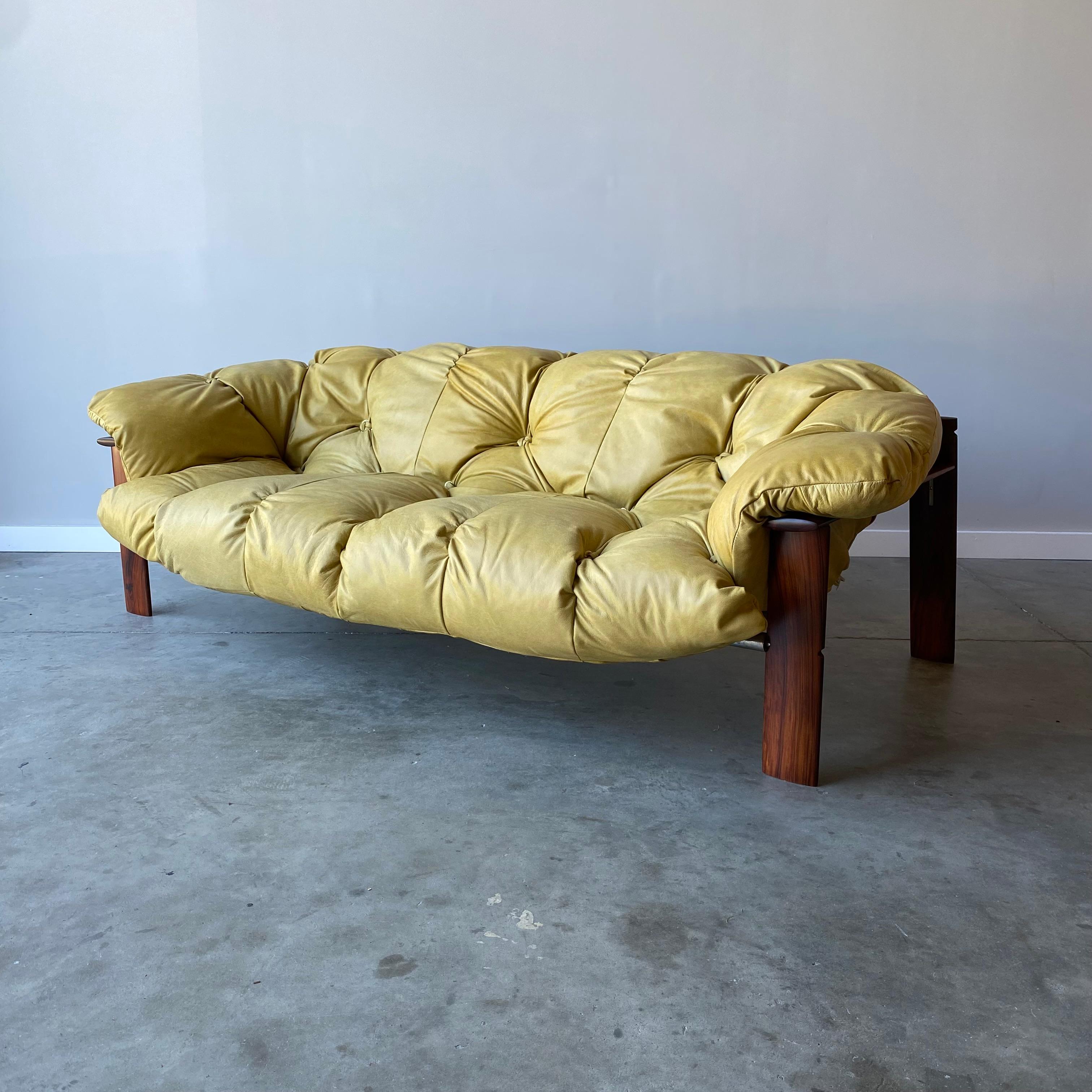 Mid-Century moderno Divano moderno brasiliano Percival Lafer in vendita