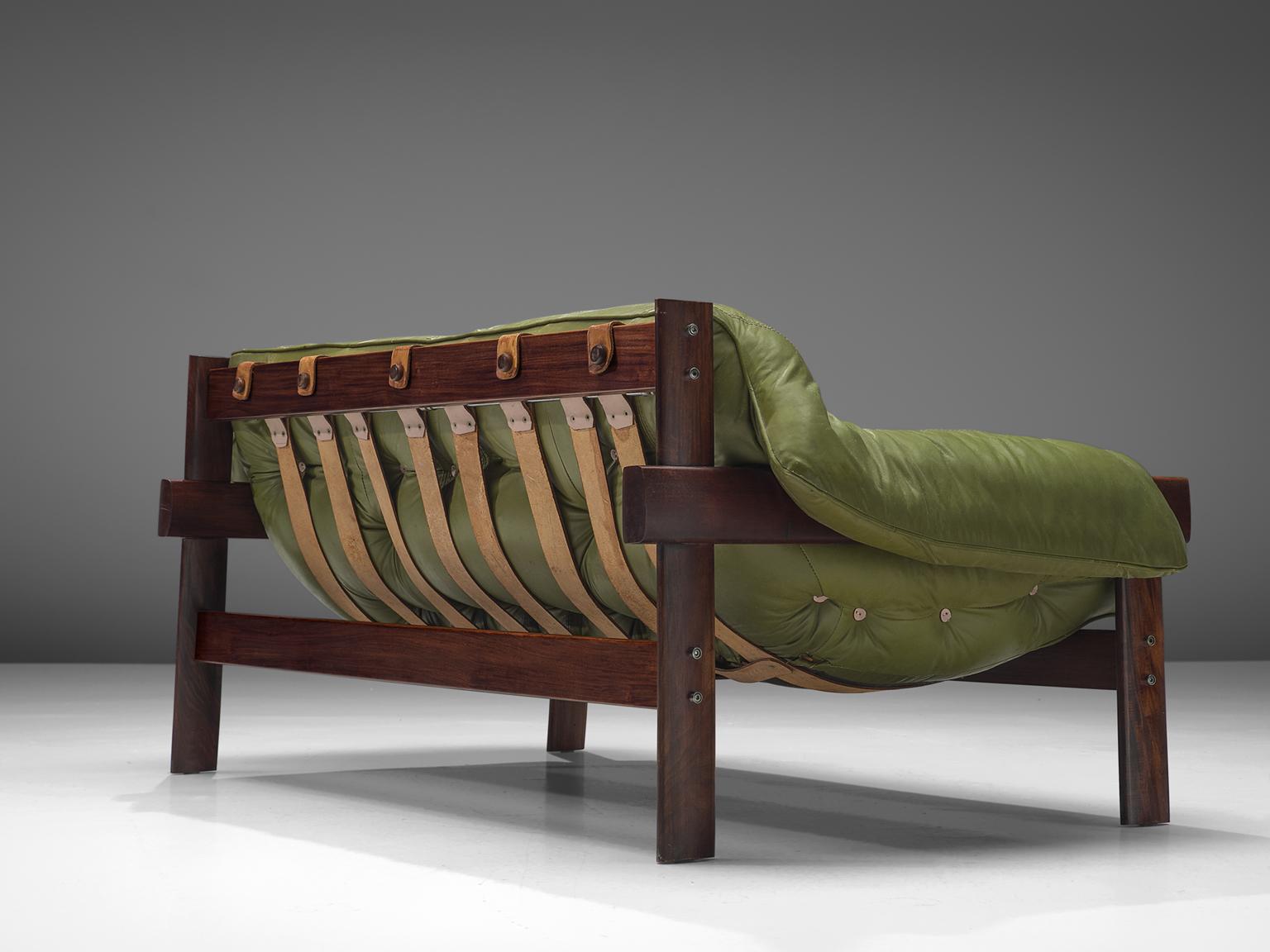 Percival Lafer Brasilianisches Sofa mit grünem Leder im Zustand „Gut“ in Waalwijk, NL