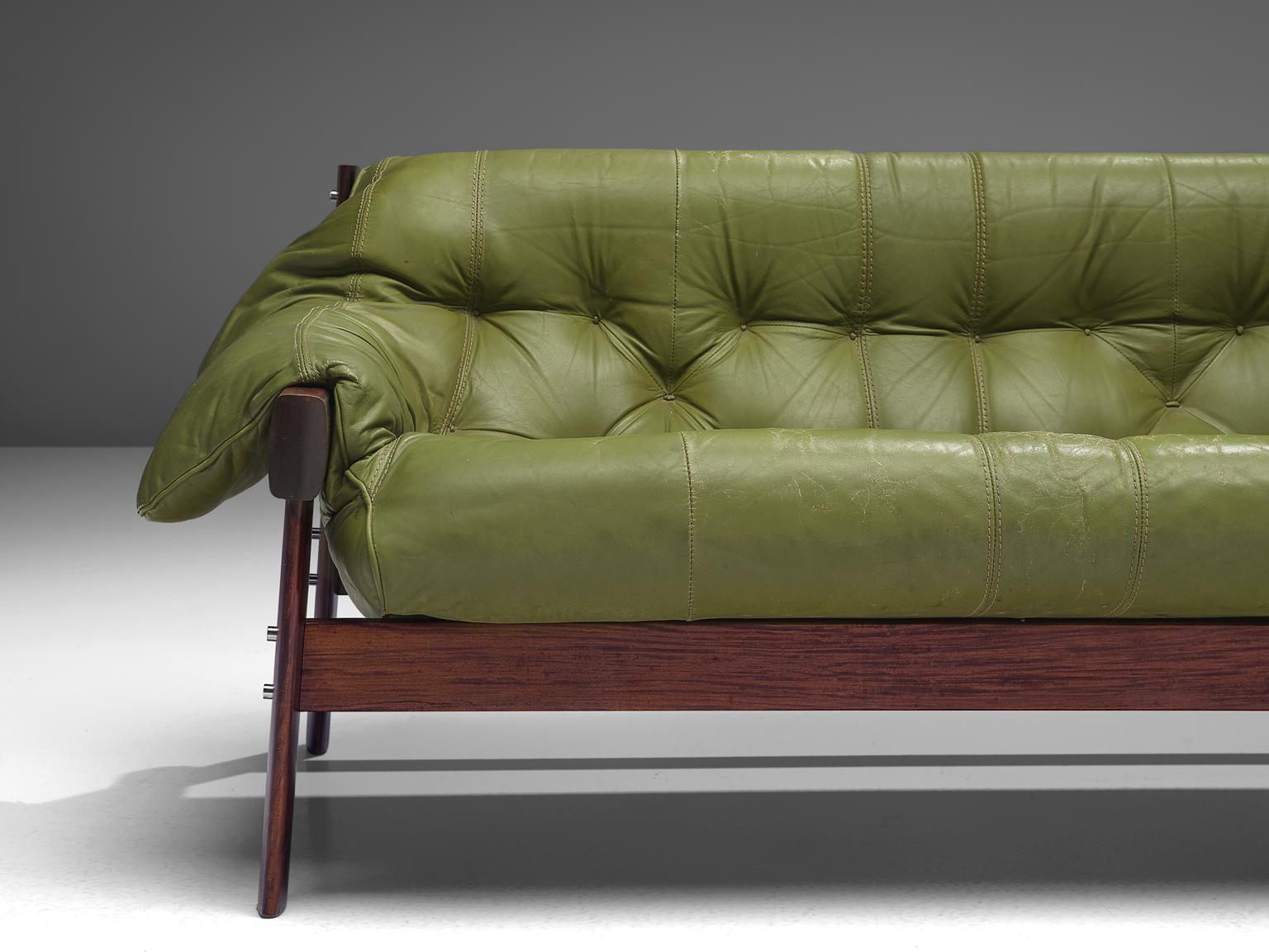 Percival Lafer Brasilianisches Sofa mit grünem Leder (Mitte des 20. Jahrhunderts)
