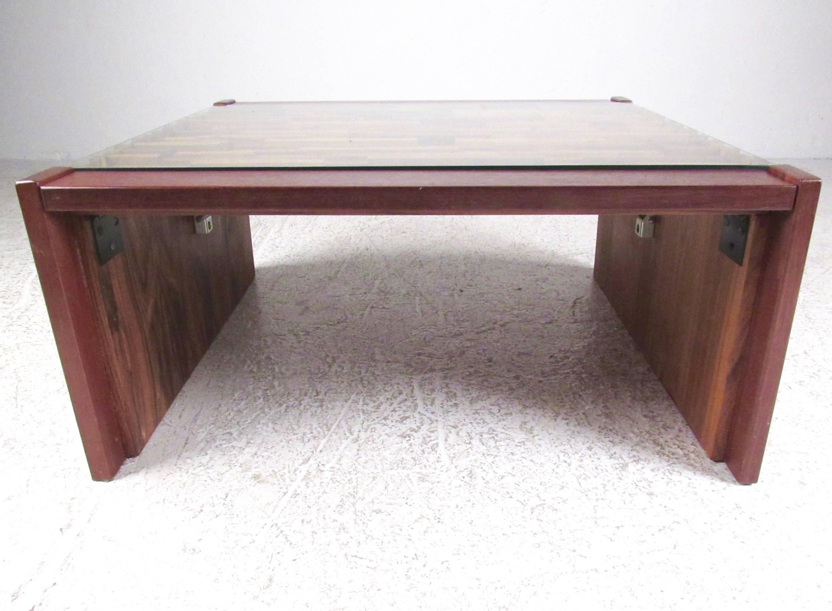 Mid-Century Modern Table d'extrémité de style brutaliste Percival Lafer en vente