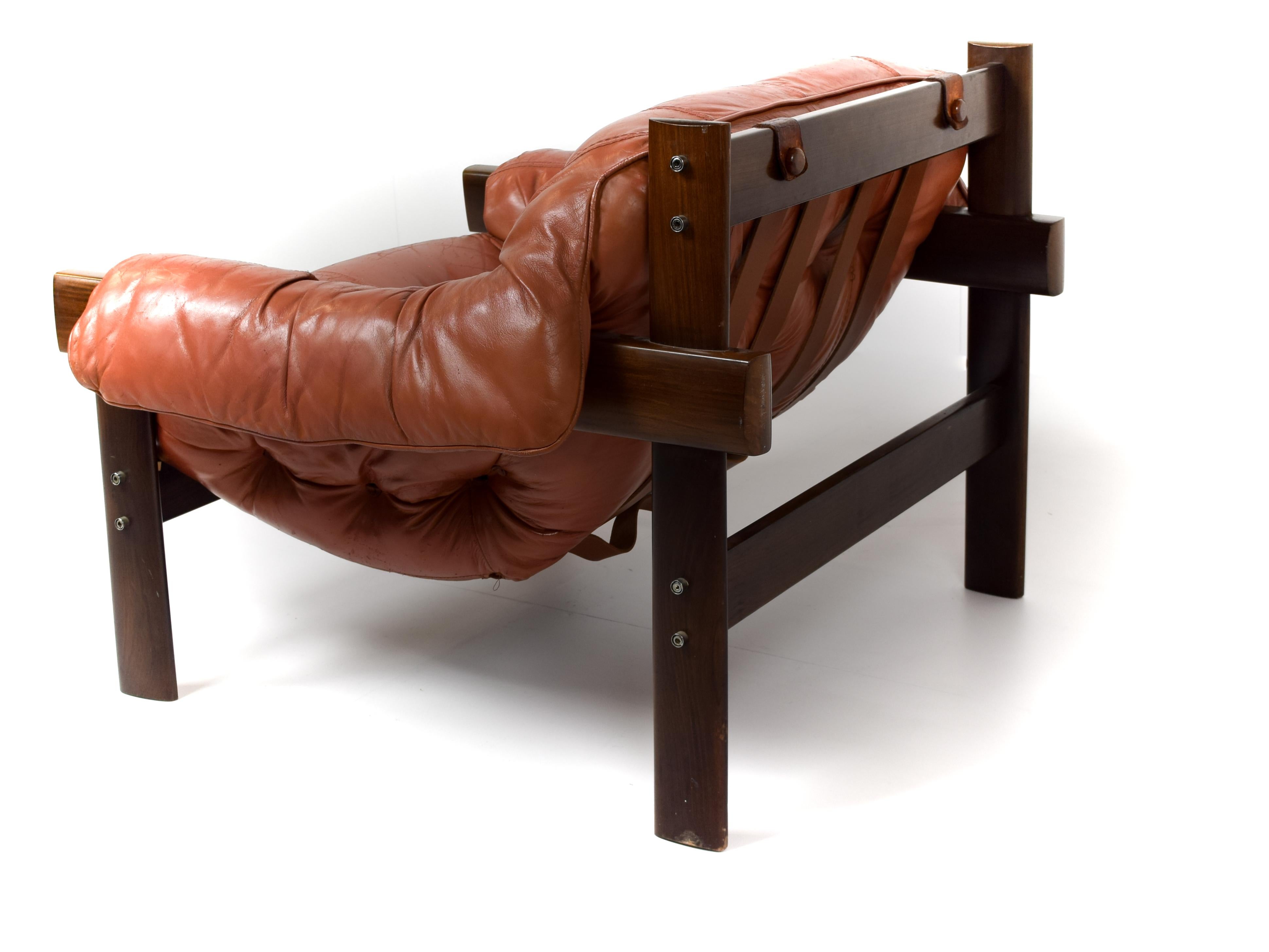 Percival Lafer Lounge Chair MP 41 in Leather and Jacaranda Wood, Brazil, 1960s In Good Condition In Hellouw, NL