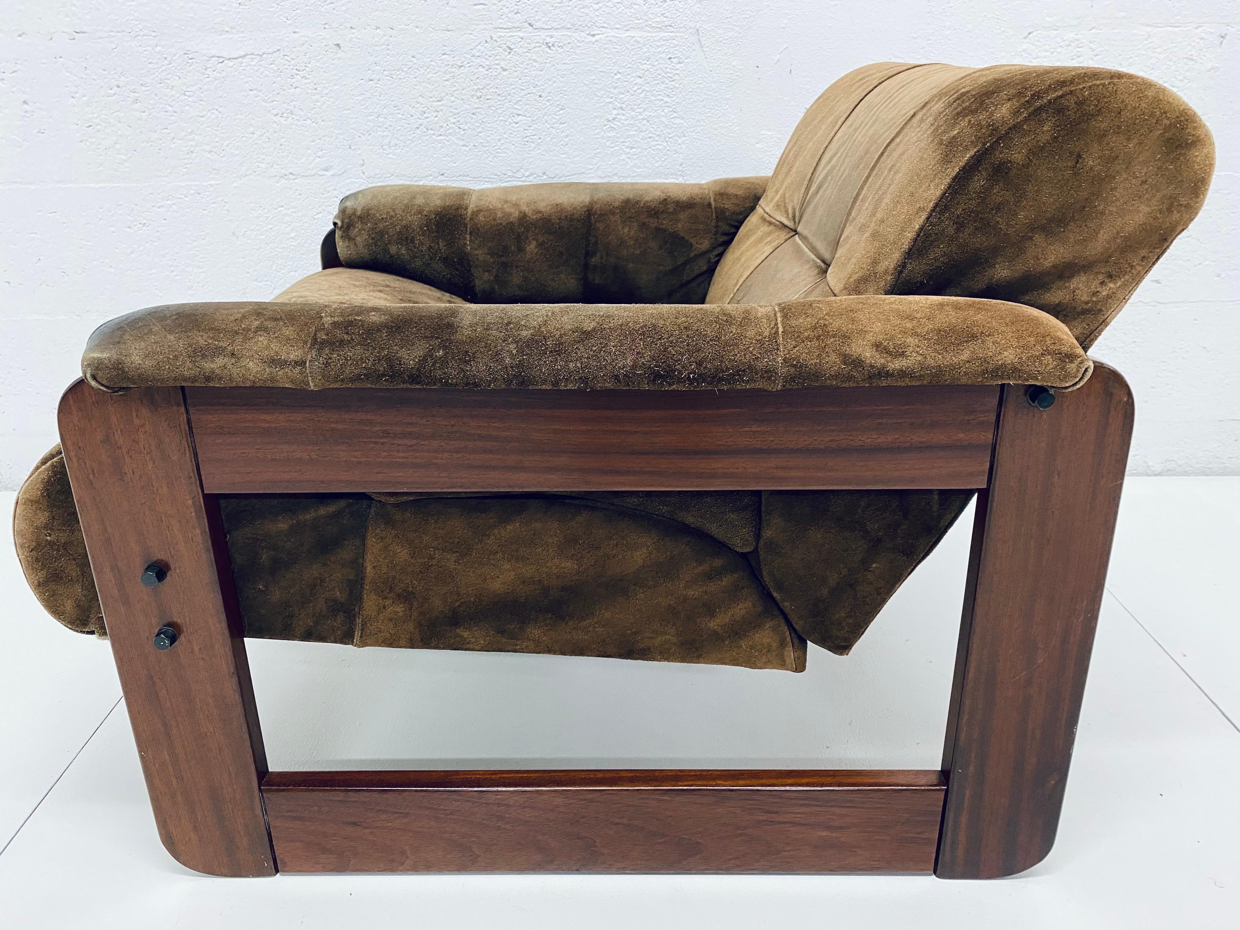 Percival Lafer Midcentury Brazilian Brown Suede and Rosewood Lounge Chair In Good Condition In Miami, FL