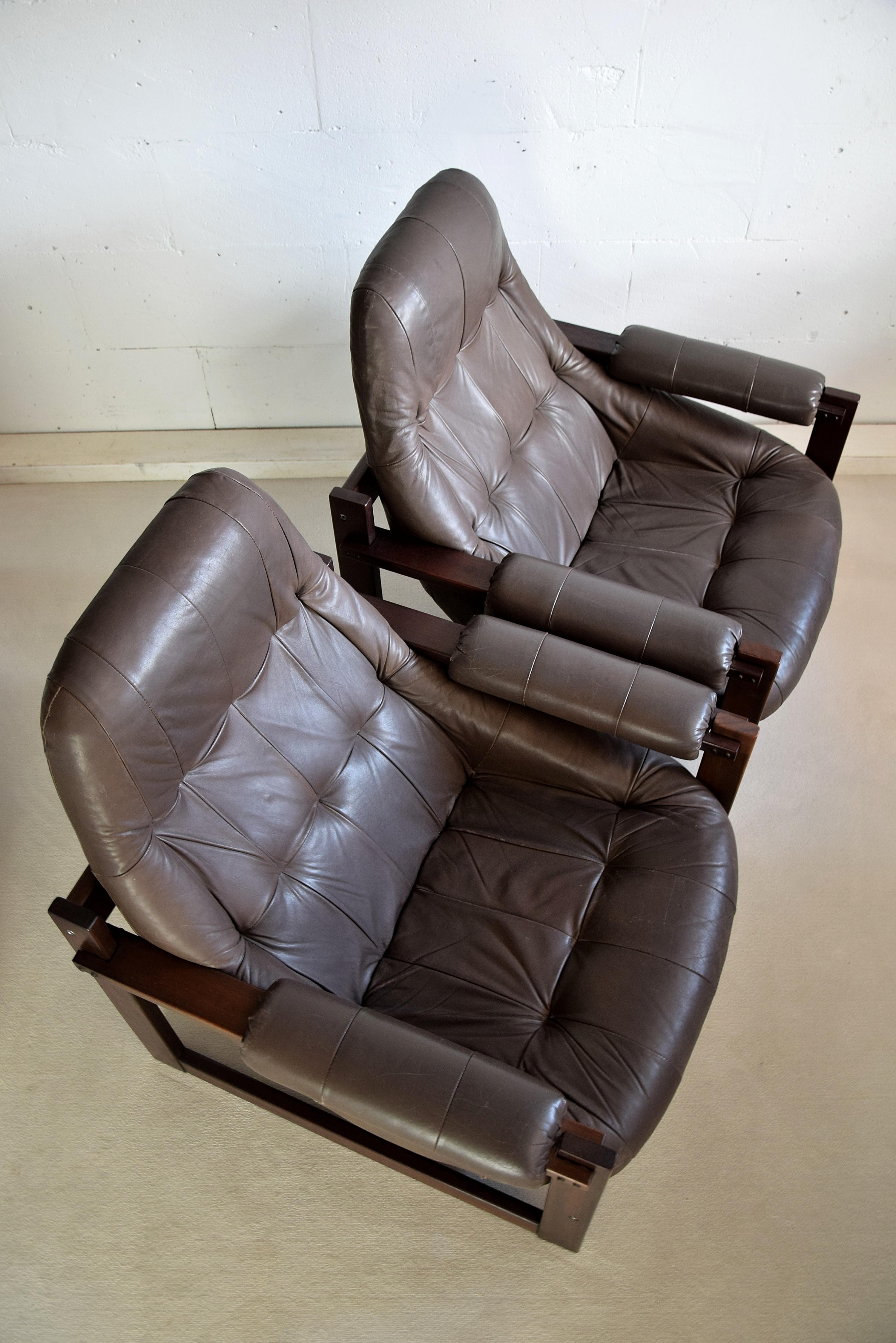 Percival Lafer Mid-Century Modern Brazilian Cherry and Leather Lounge Chairs For Sale 7
