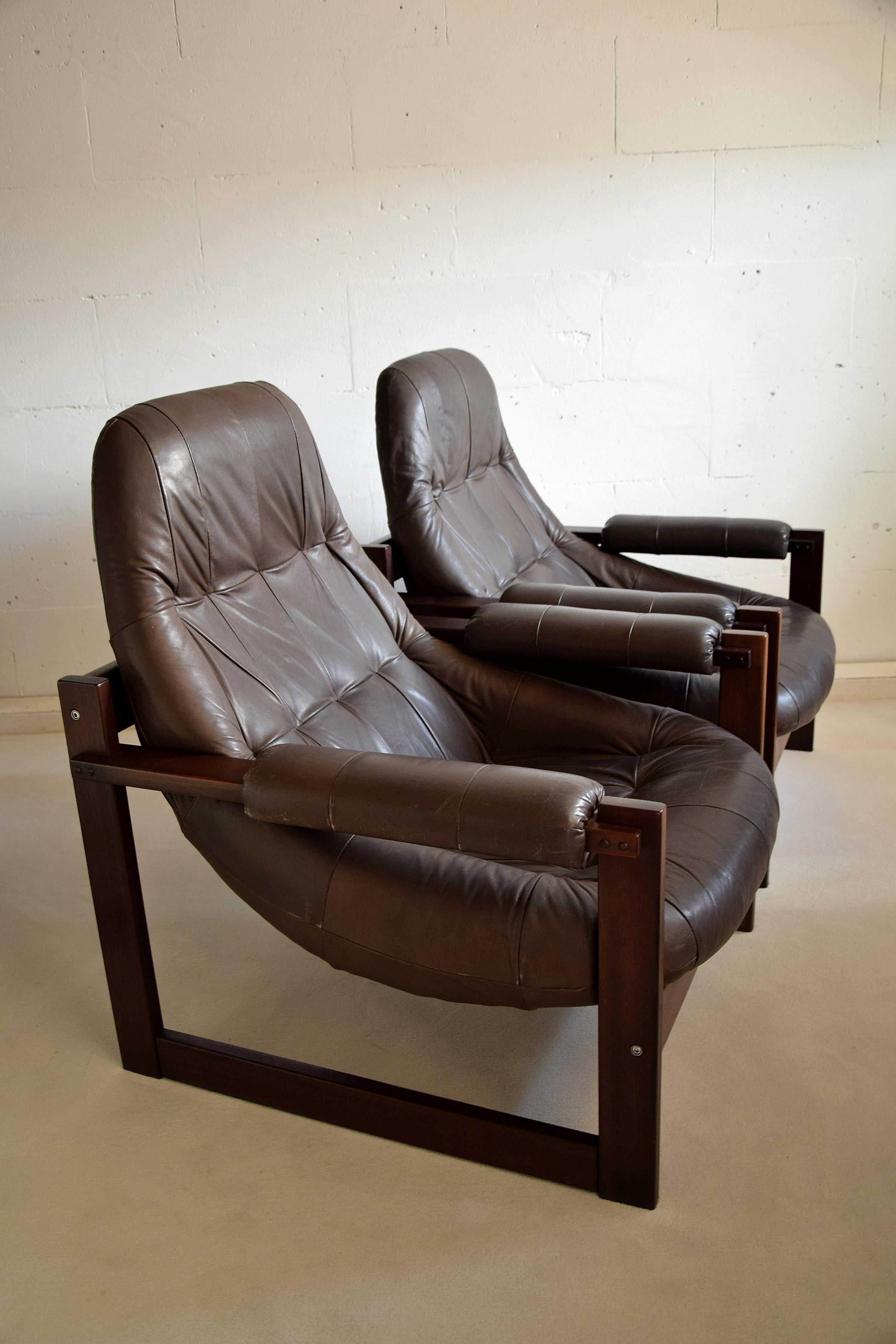 Percival Lafer Mid-Century Modern Brazilian Cherry and Leather Lounge Chairs For Sale 5