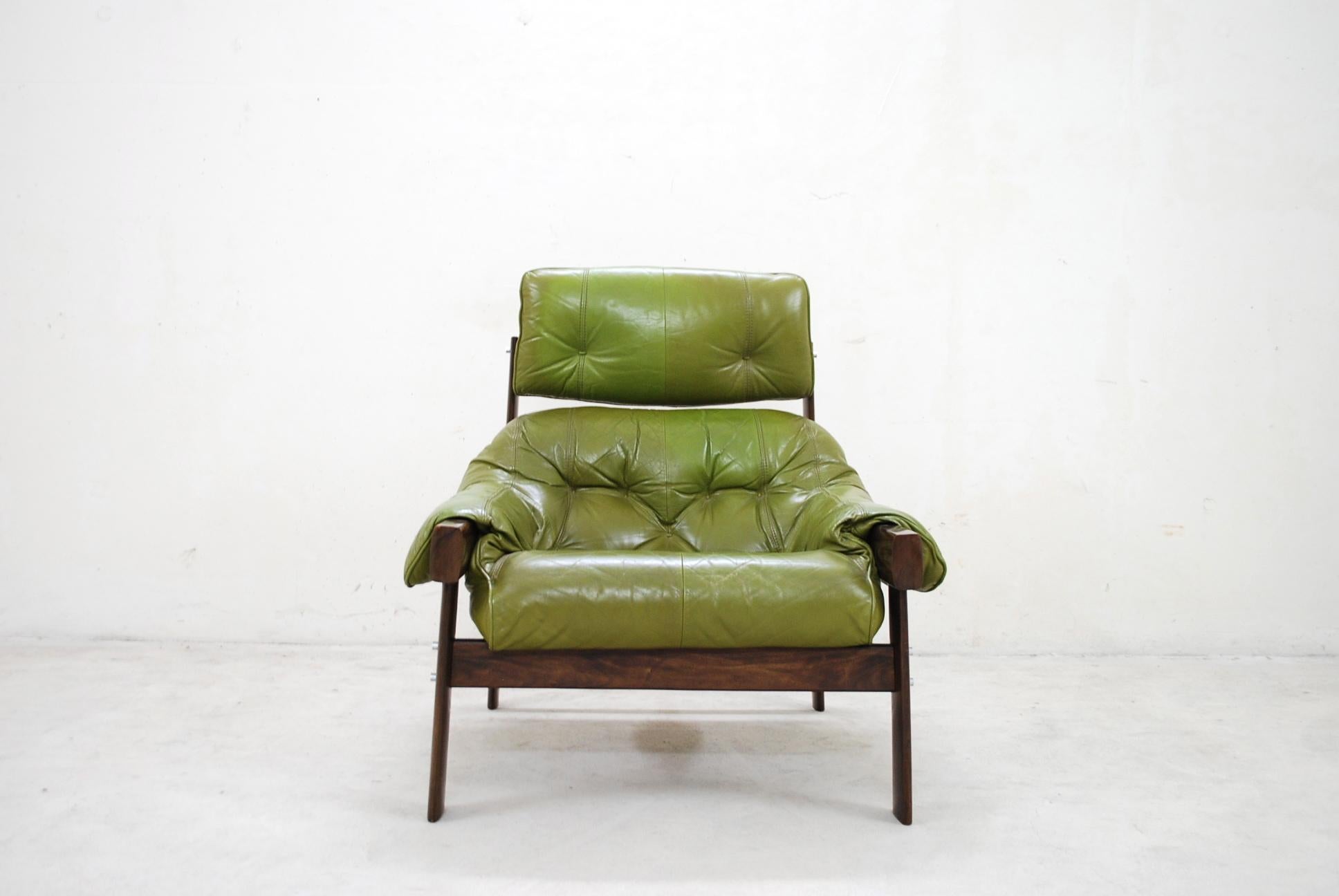 Fauteuil de salon et pouf en cuir MP 041 de Percival Lafer Bon état à Munich, Bavaria