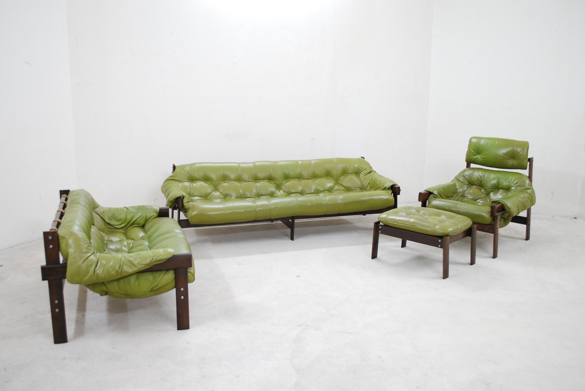 Mid-Century Modern Percival Lafer MP 041 and MP 81 Large Leather Living Room Set