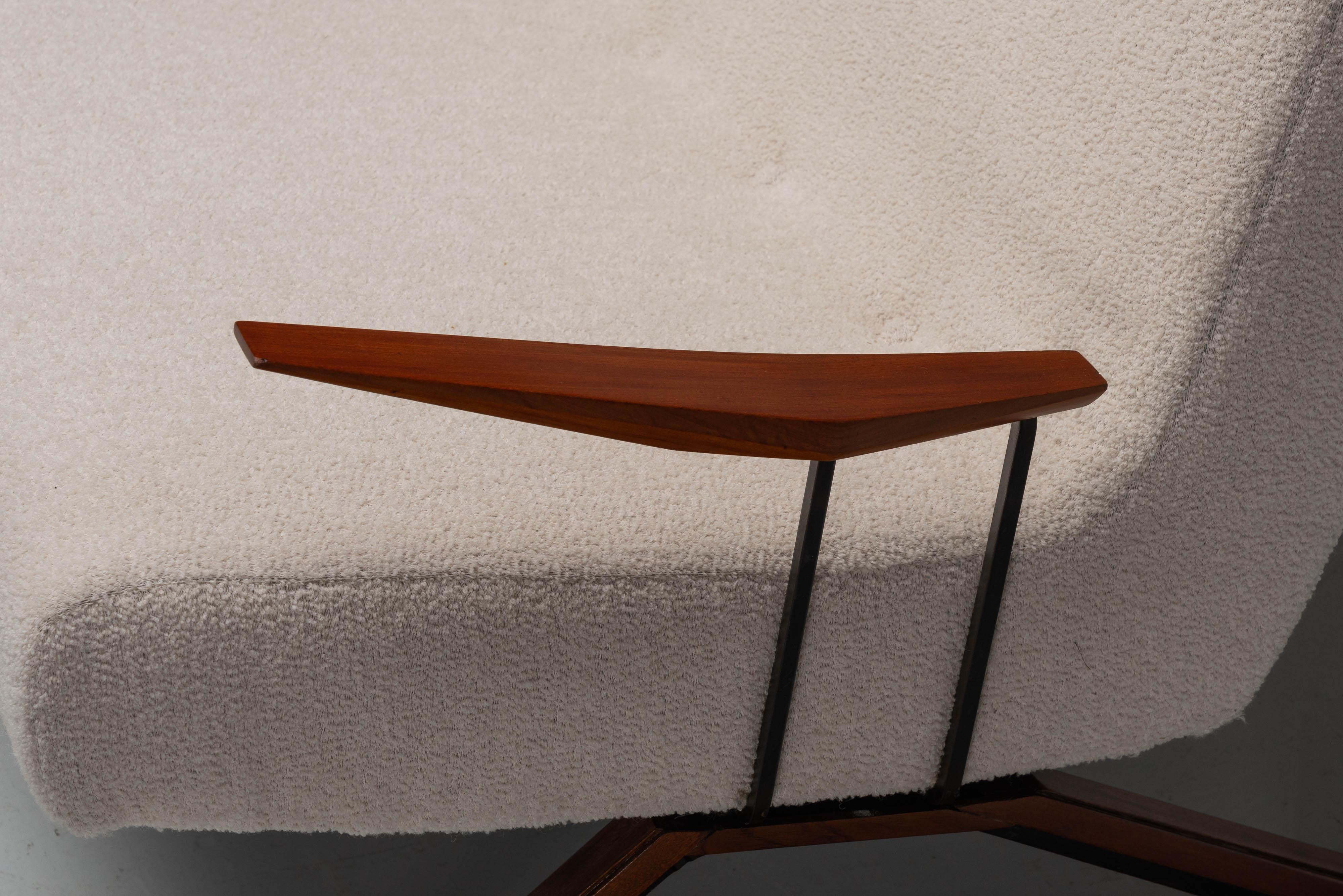 Metal Percival Lafer Mp-1 sofa Lafer MP Brazil 1961