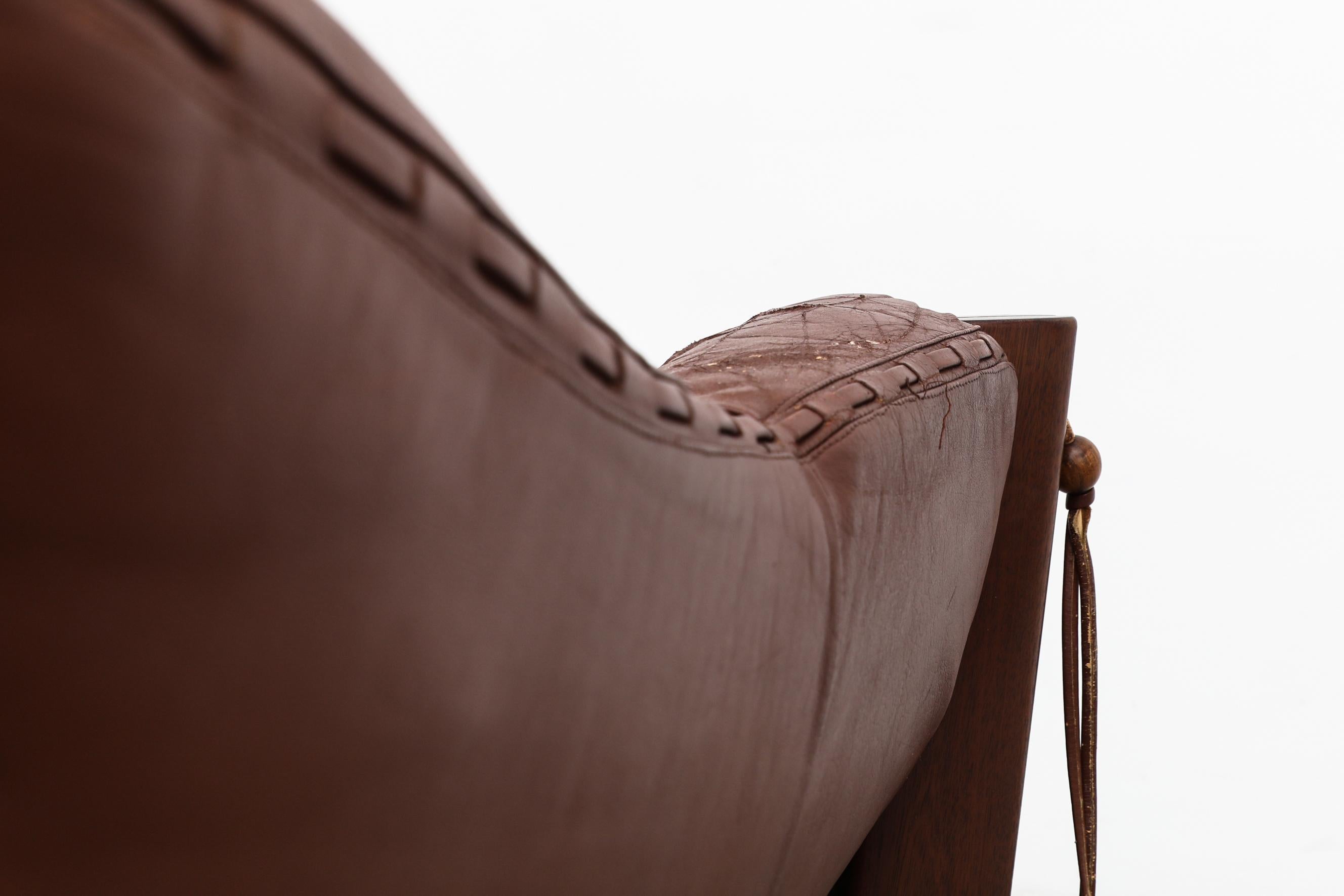 Percival Lafer MP-211 Brazilian Rosewood and Leather Loveseat, 1970s 8