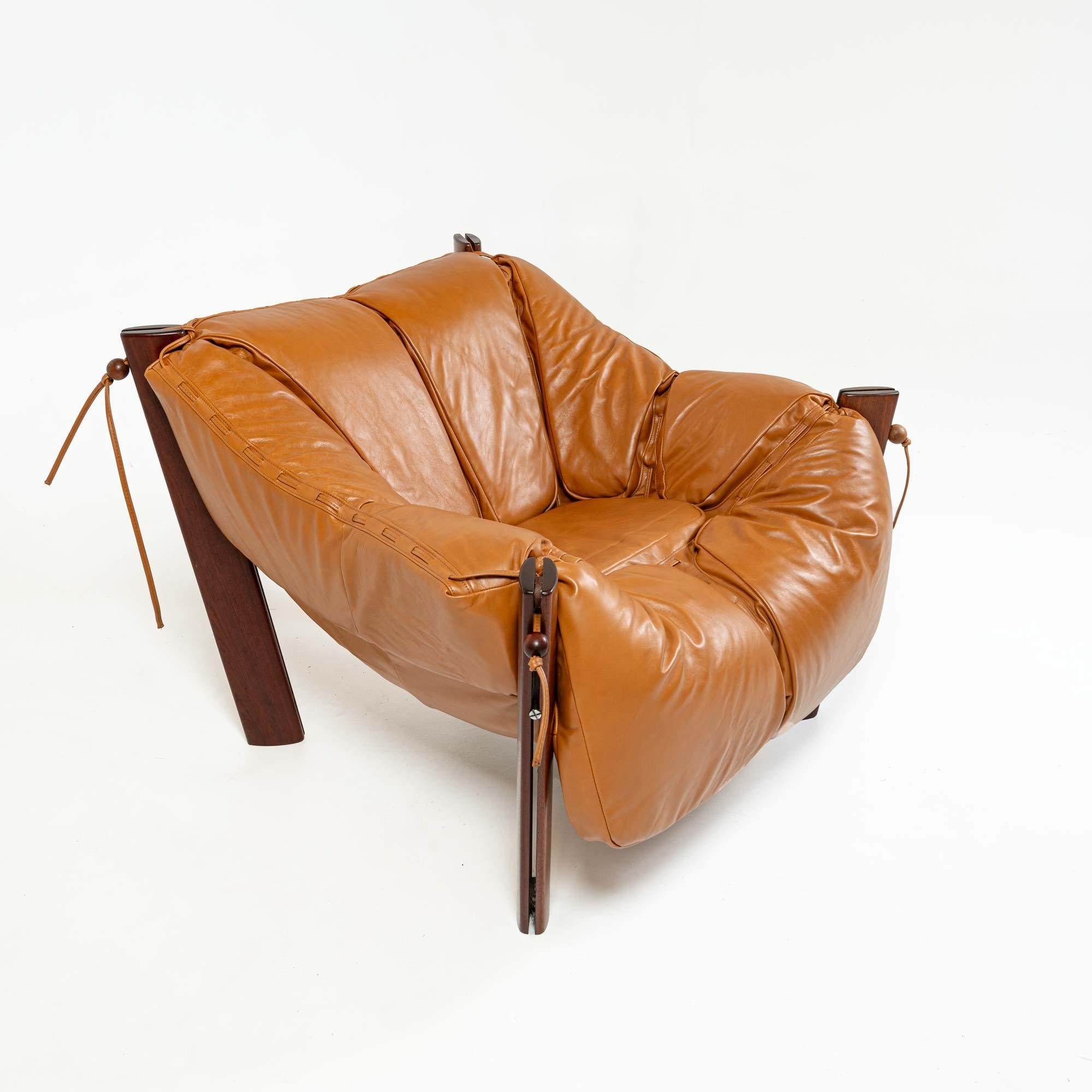 Brazilian Percival Lafer MP-211 lounge chair in rosewood and Maharam Sorghum leather