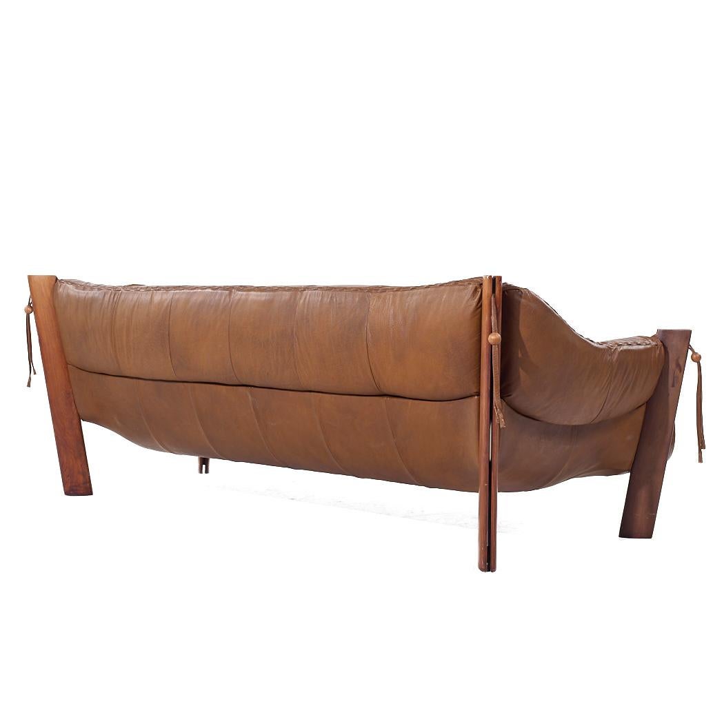 Percival Lafer MP-211 Mid Century Brazilian Rosewood and Leather Sofa In Good Condition For Sale In Countryside, IL