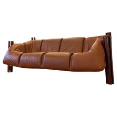 Percival Lafer MP-211 Dreisitzer-Sofa aus cognacfarbenem Leder
