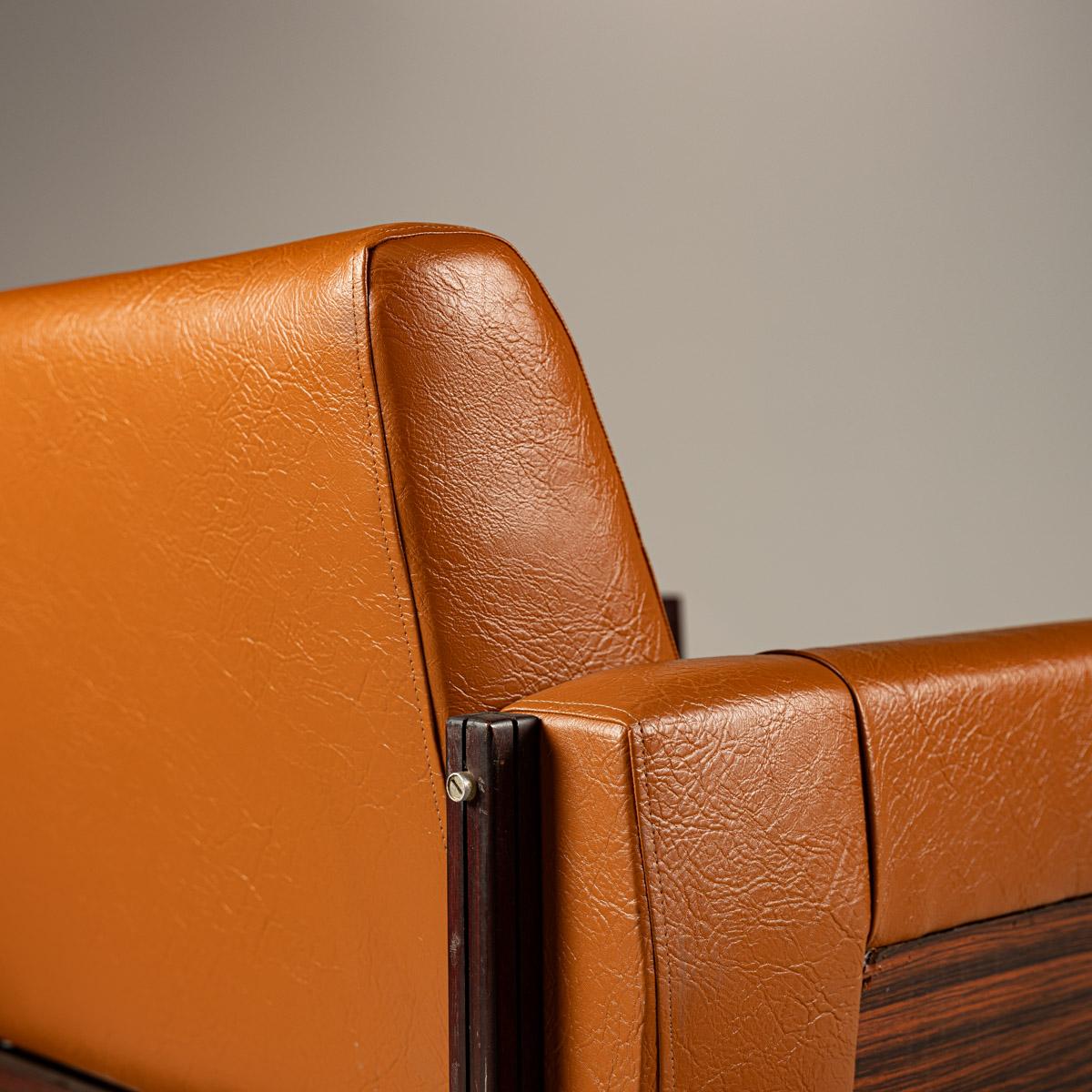 Percival Lafer MP-37 Armchair in Jatobá Wood and Leather, Brazil, 1960s For Sale 4