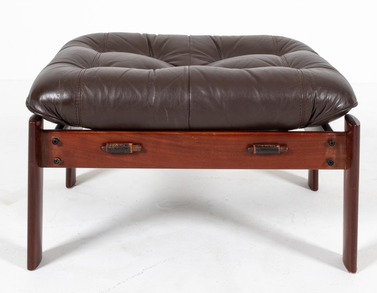 Percival Lafer MP-41 High-Back Seating Suite in Pau Ferro Wood & Leather 12