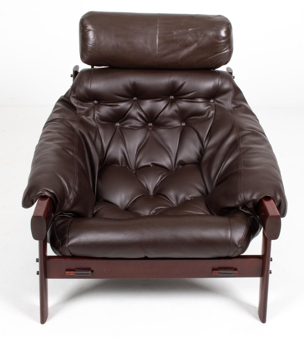 Percival Lafer MP-41 High-Back Seating Suite in Pau Ferro Wood & Leather 2