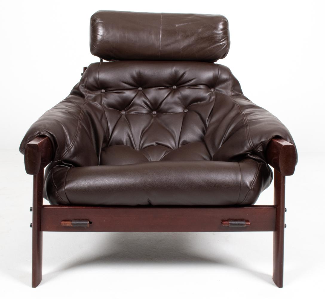 Percival Lafer MP-41 High-Back Seating Suite in Pau Ferro Wood & Leather 3