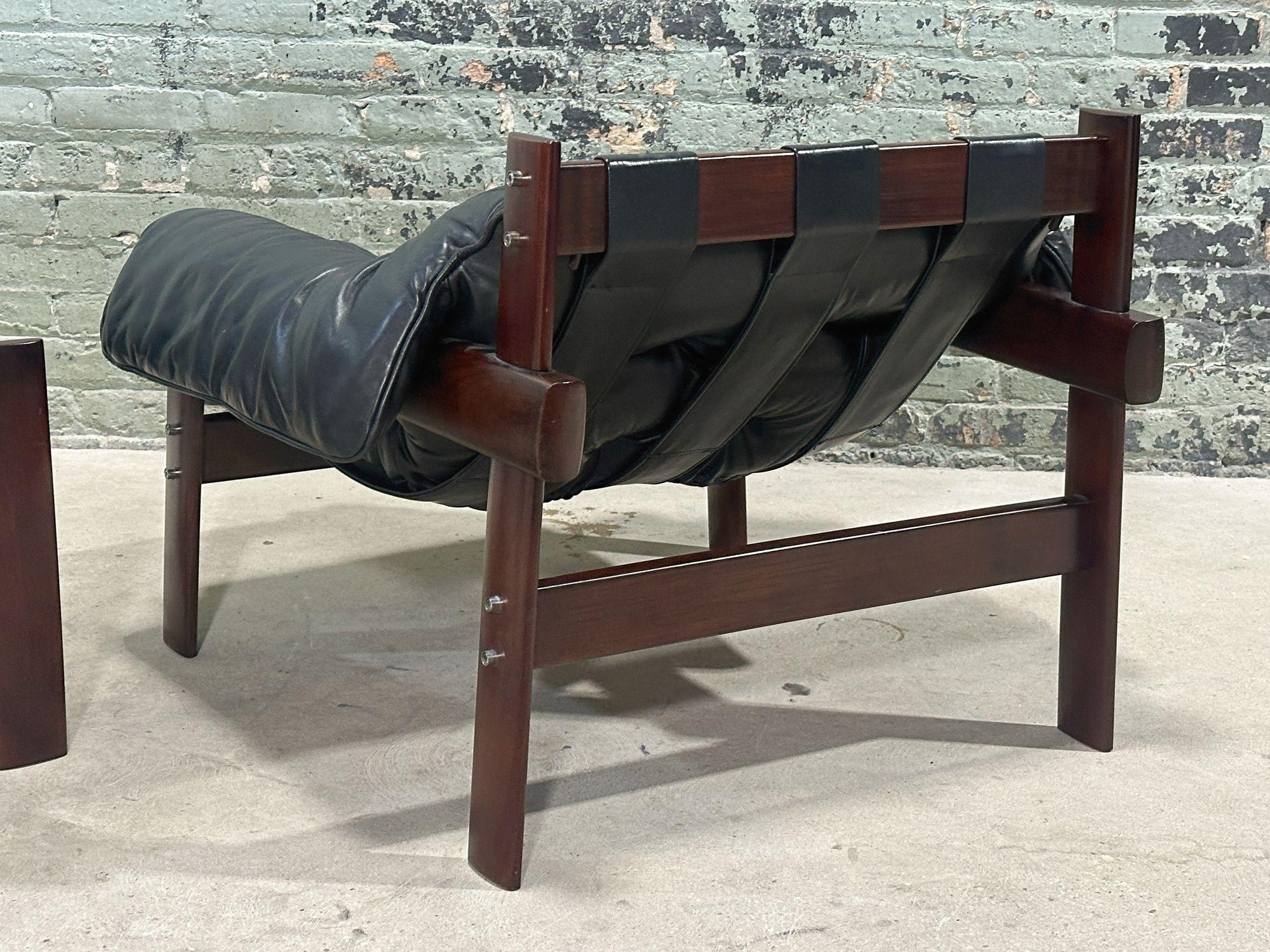 Percival Lafer MP-41 Jacaranda Tufted Leather Lounge Chair & Ottoman, 1960 In Good Condition In Chicago, IL