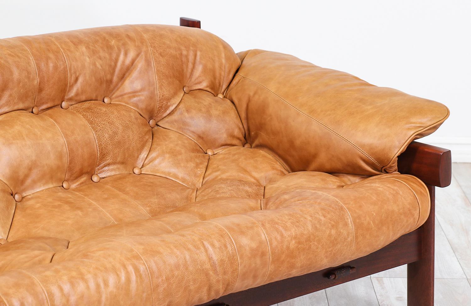 Percival Lafer MP-41 Series Brazilian Leather Sofa In Excellent Condition In Los Angeles, CA