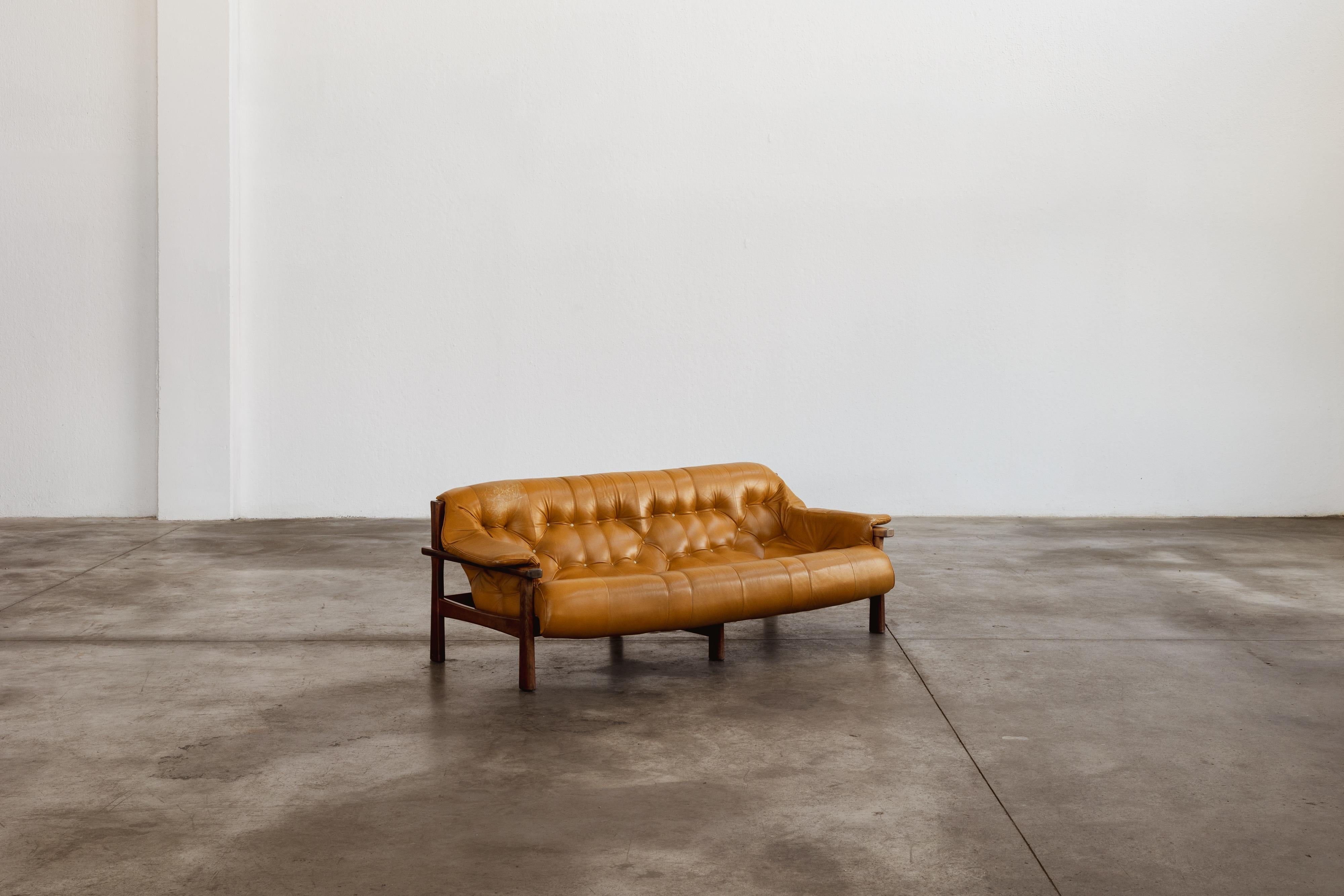 Brazilian Percival Lafer “MP-41” Sofa for Lafer MP, 1972 For Sale