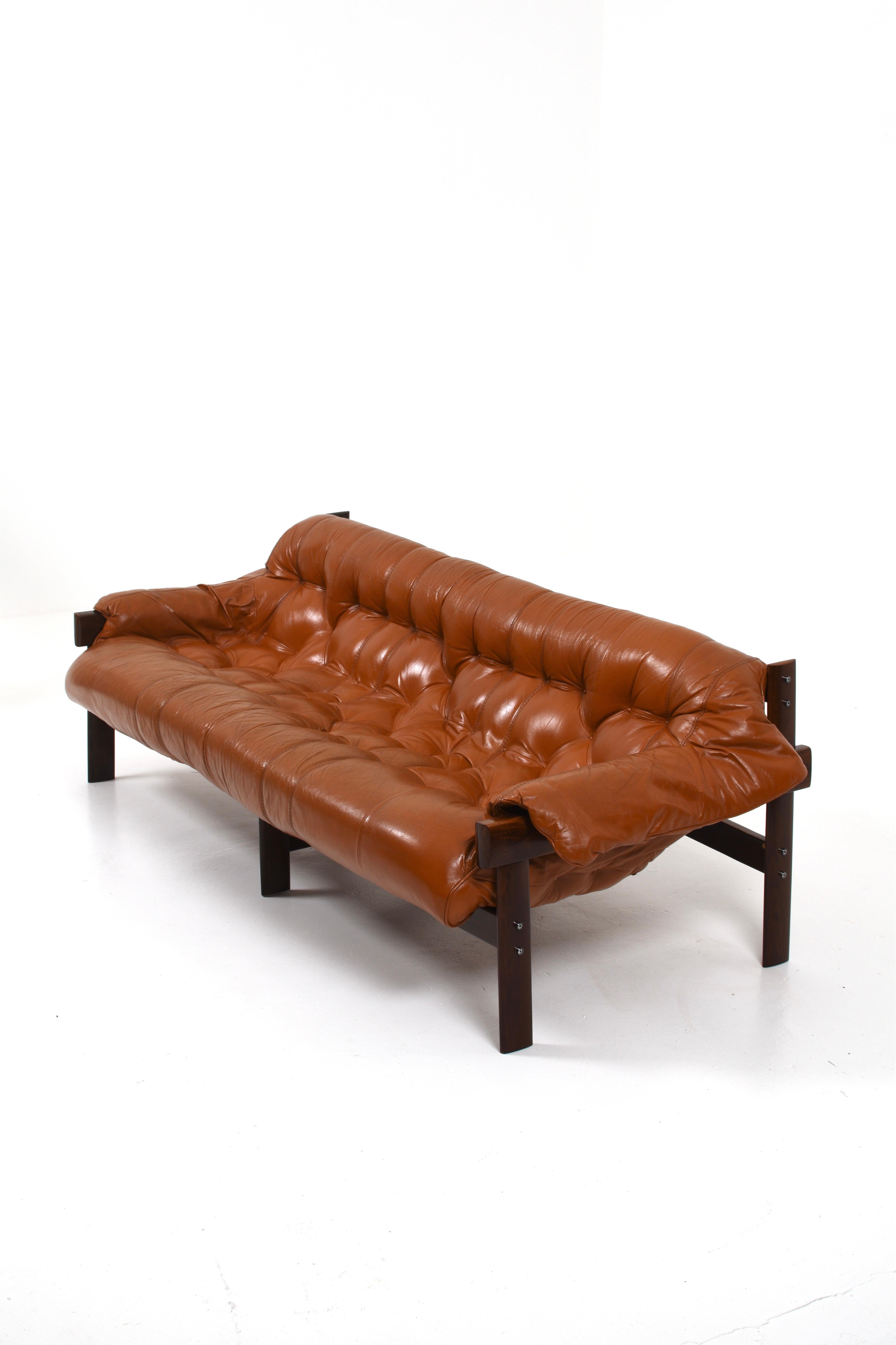 Percival Lafer MP-41 sofa in cognac leather, Brazil 1970s 7