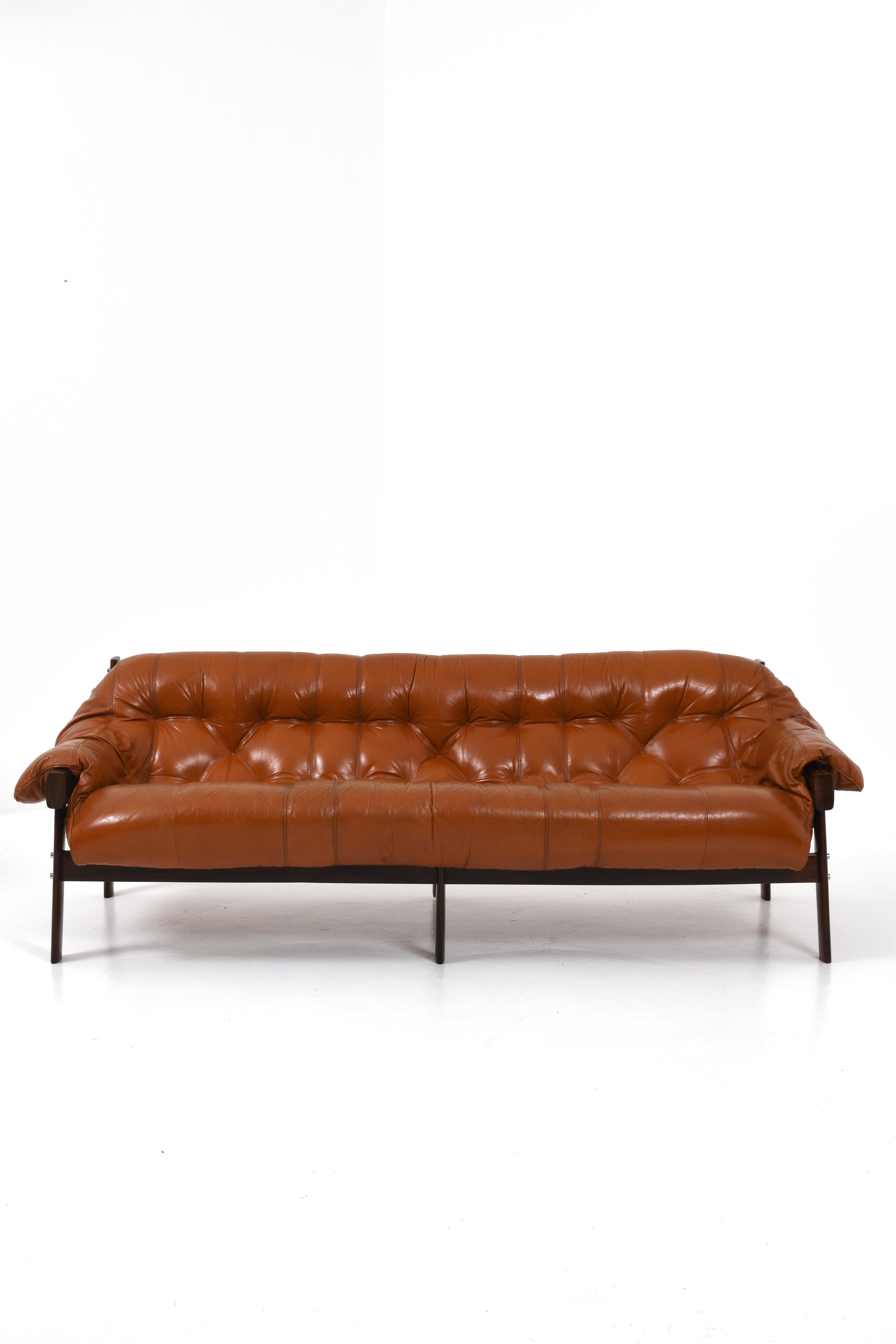 Percival Lafer MP-41 sofa in cognac leather, Brazil 1970s 8