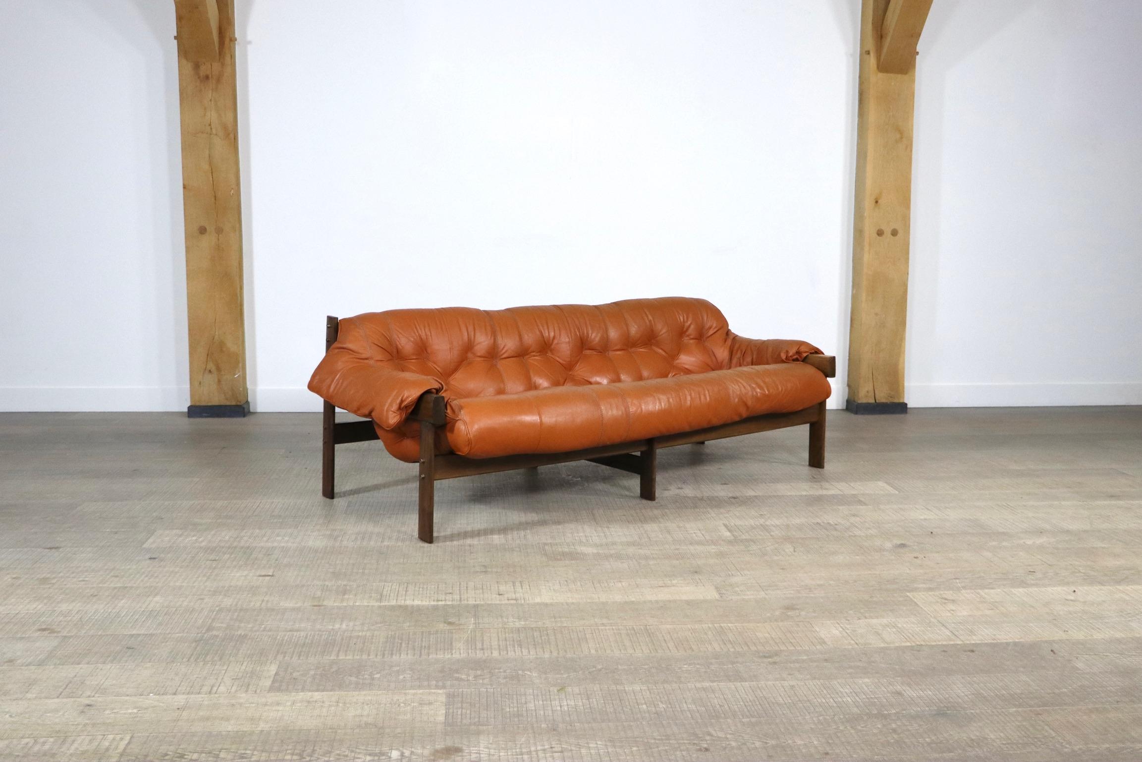 Late 20th Century Percival Lafer MP-41 sofa in cognac leather, Brazil 1970s