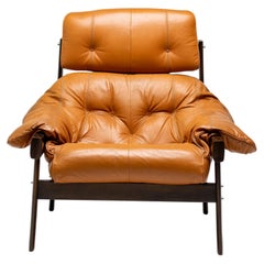 Fauteuil de salon MP-43 de Percival Lafer produit par Lafer MP au Brésil