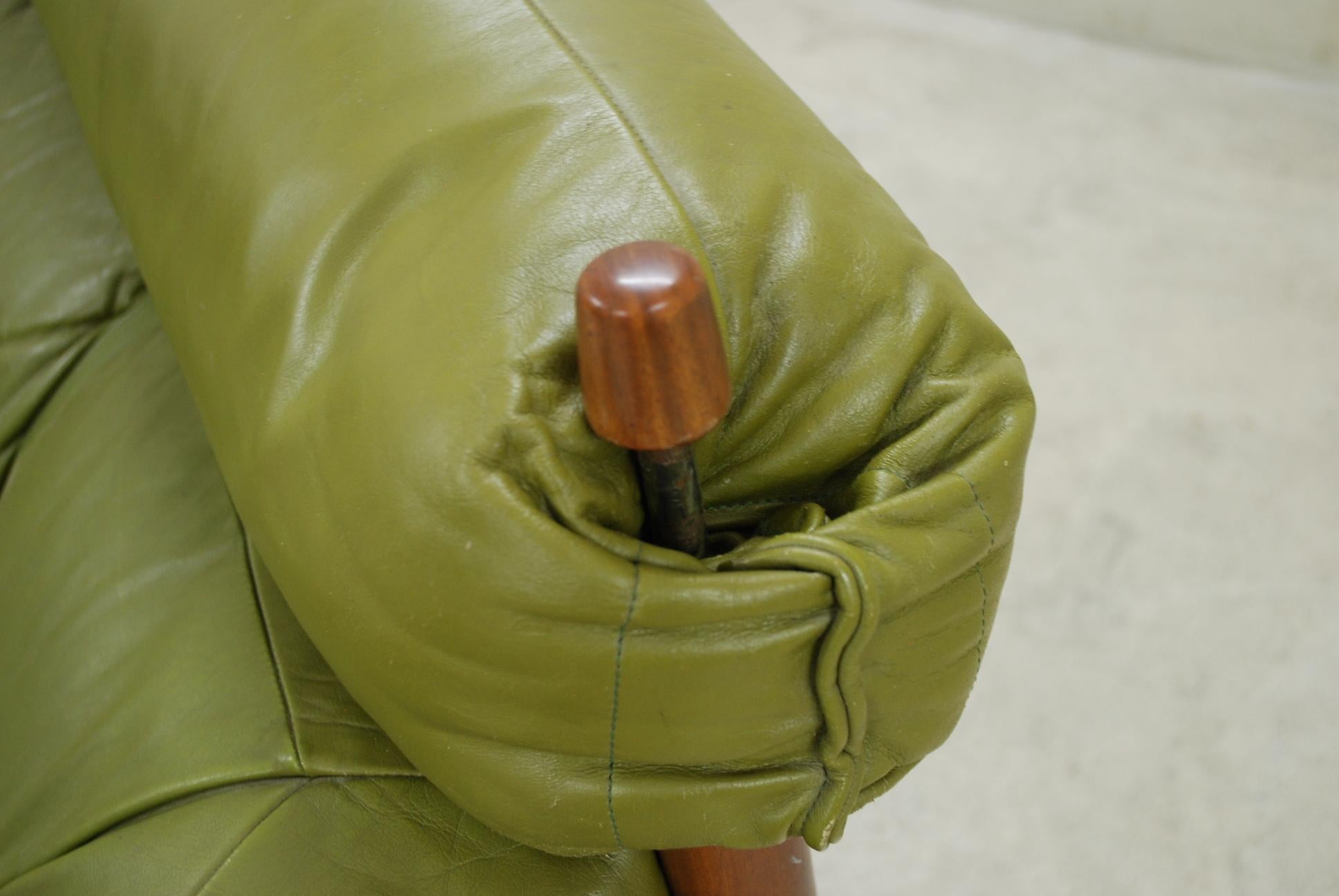 Percival Lafer MP 81 Green Leather Sofa 1972 5