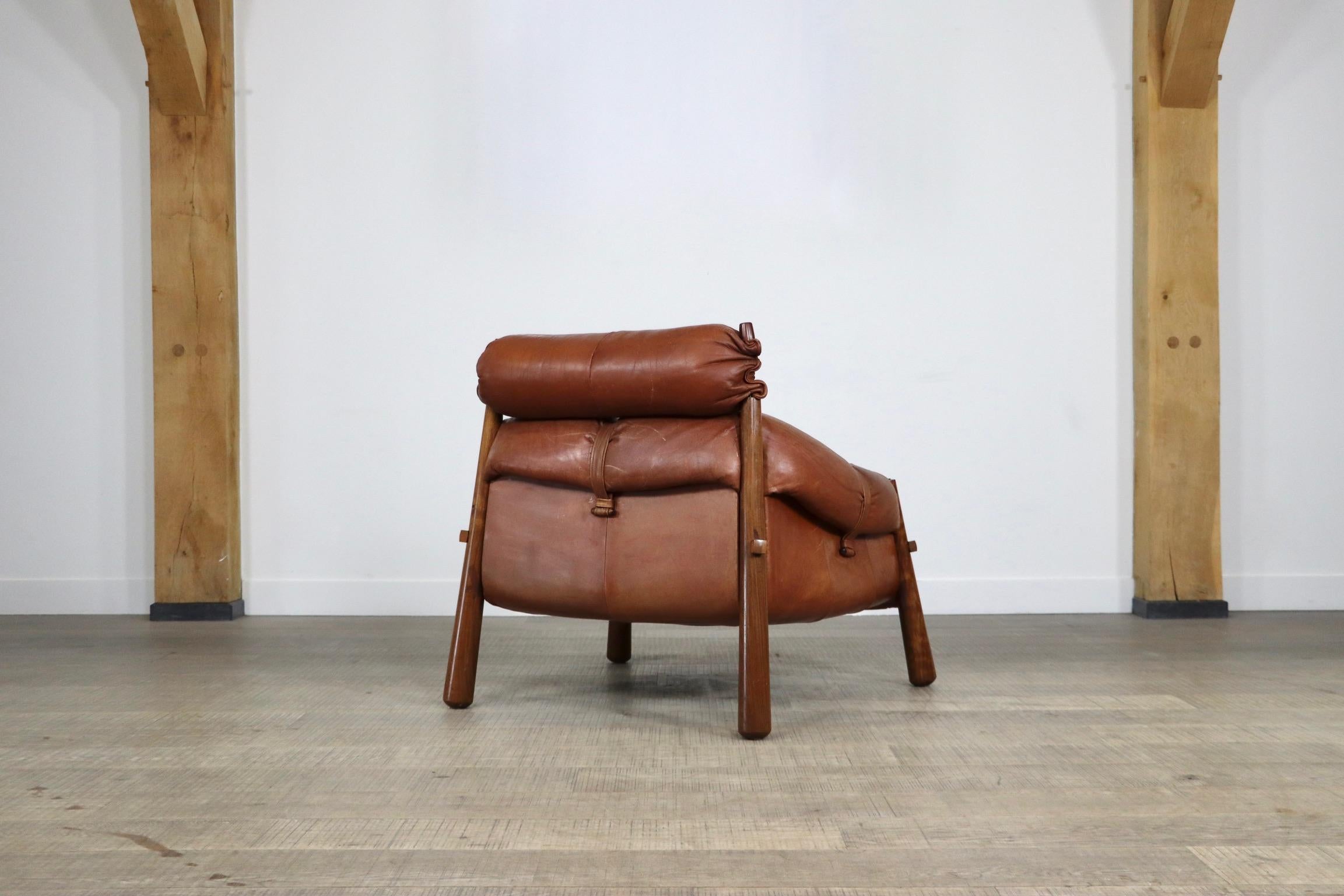 Percival Lafer MP-81 Lounge Chair in Cognac Leather, Brazil, 1970s 6