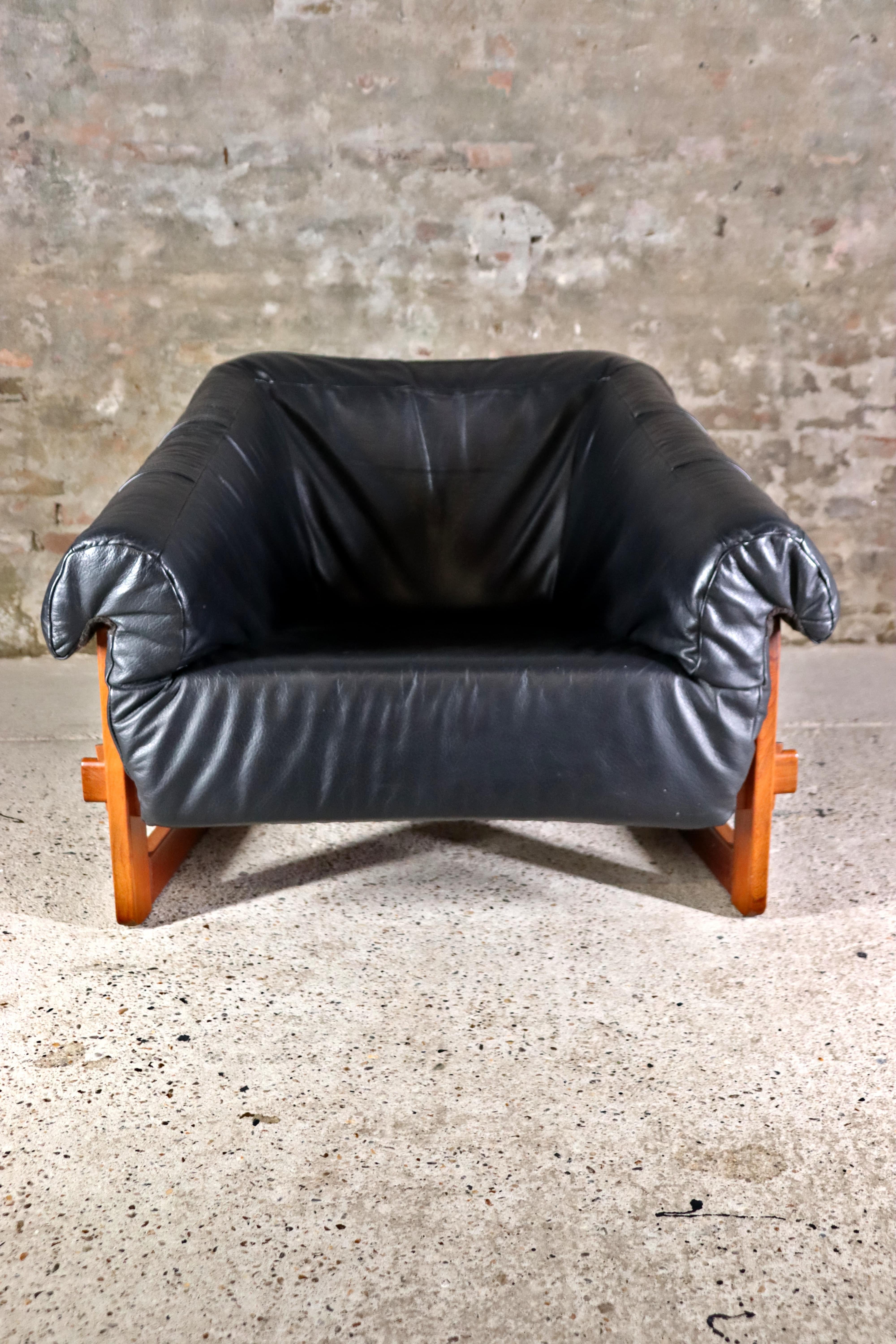 Percival Lafer – MP-91 – Lounge Chair – Brazil – 1970s For Sale 12