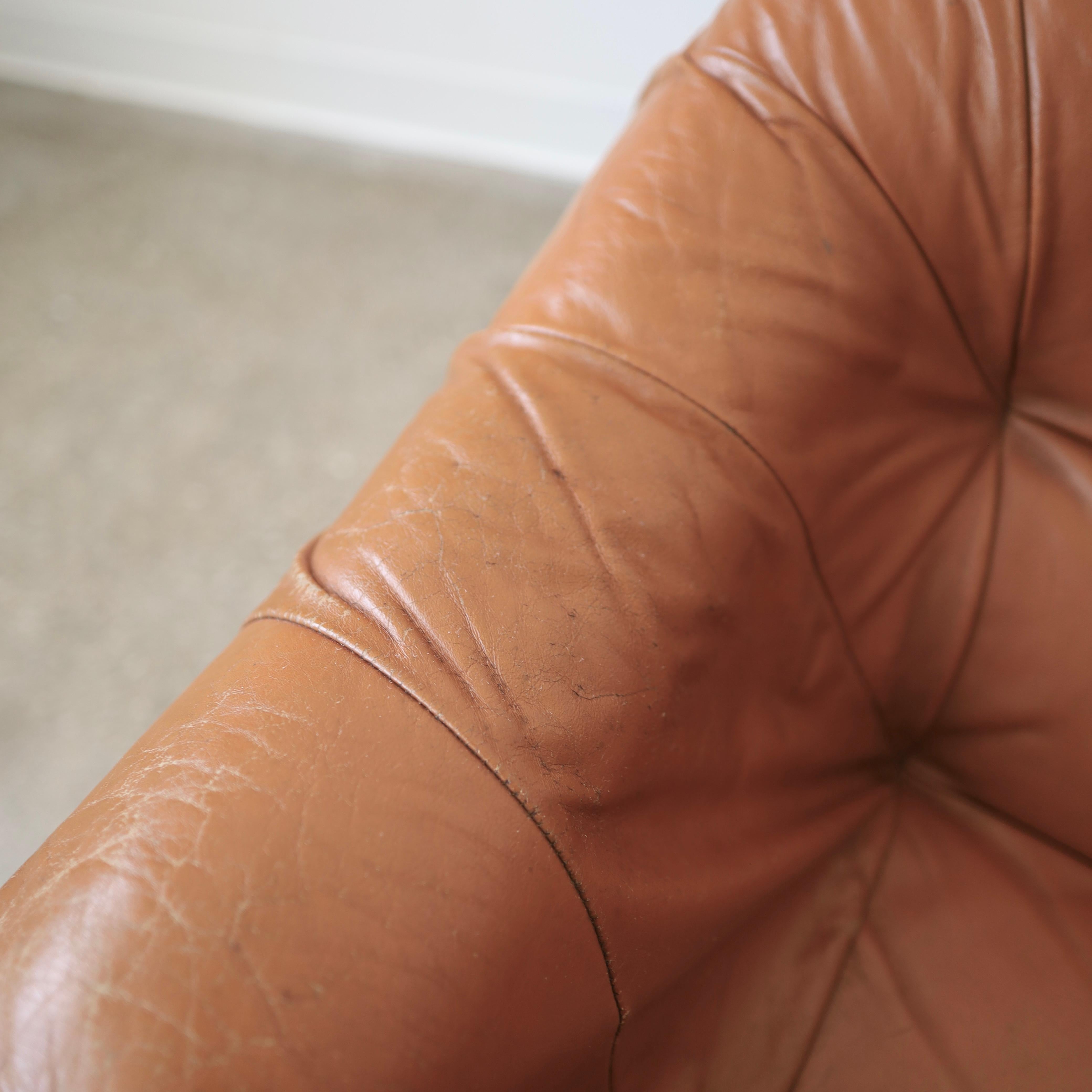 Percival Lafer MP-97 Chairs, a pair Cuero en venta