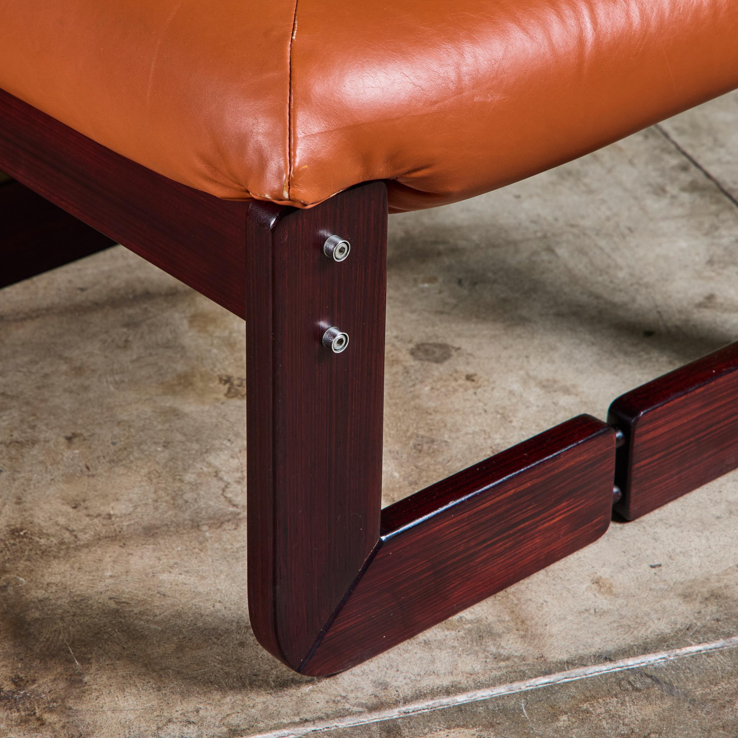 Sedia da salotto e ottomana in pelle Percival Lafer MP-97 in vendita 5